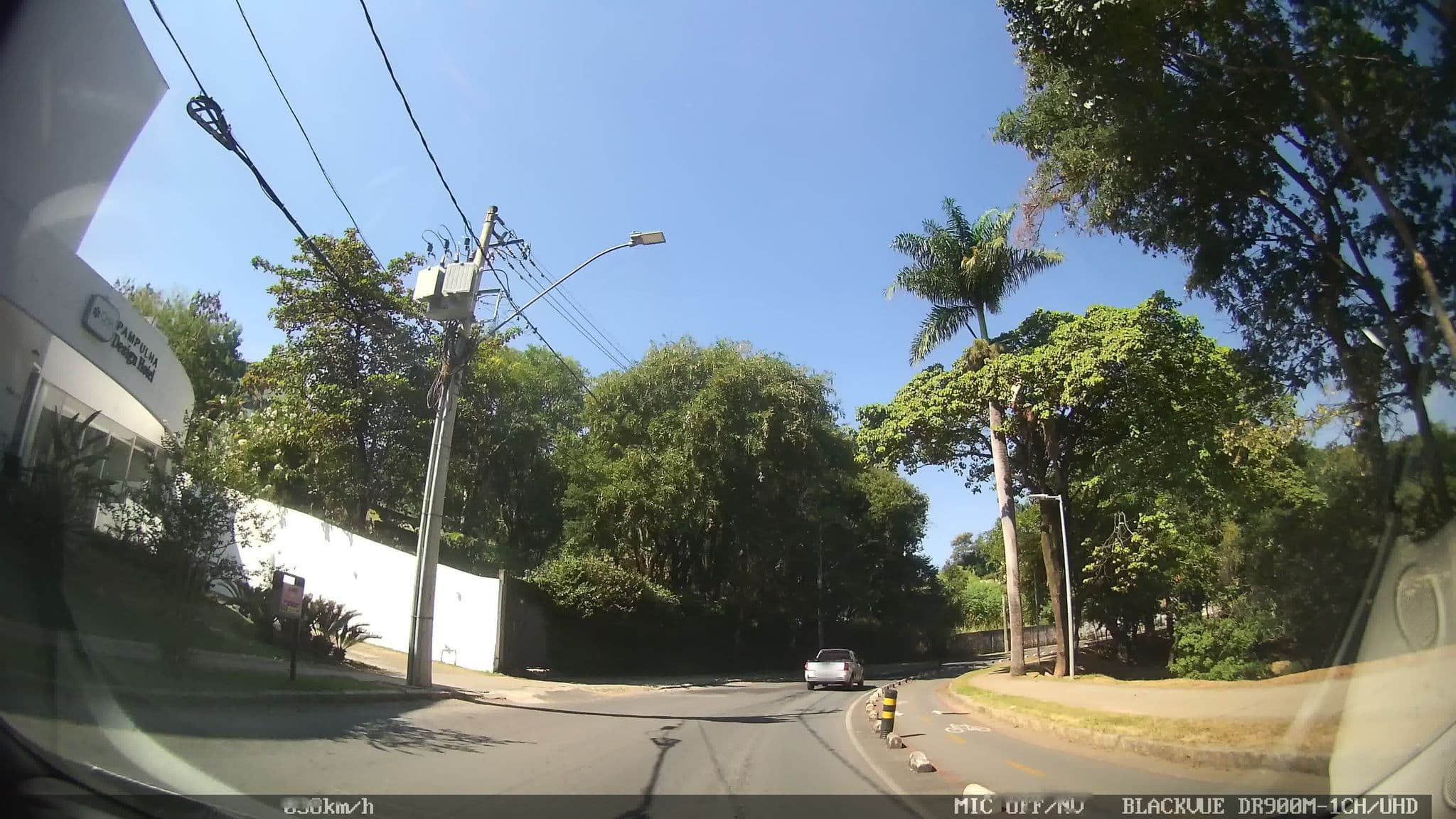 Street view near Best Western Plus Pampulha Hotel, Belo Horizonte — © kaart_1 (CC BY-SA · Mapillary)