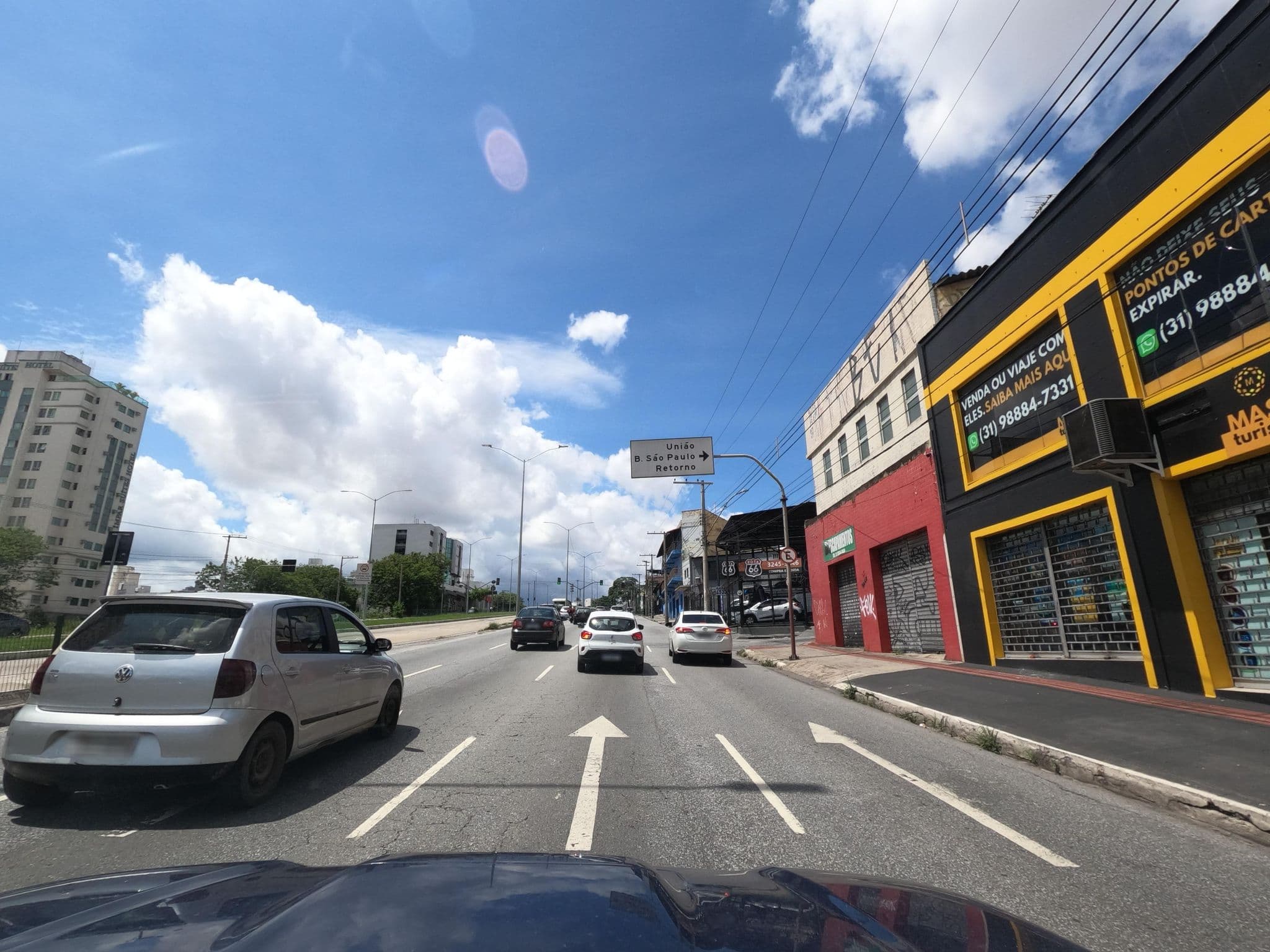 Street view near BHB Hotel, Belo Horizonte — © MuitoAlemdasFronteiras (CC BY-SA · Mapillary)