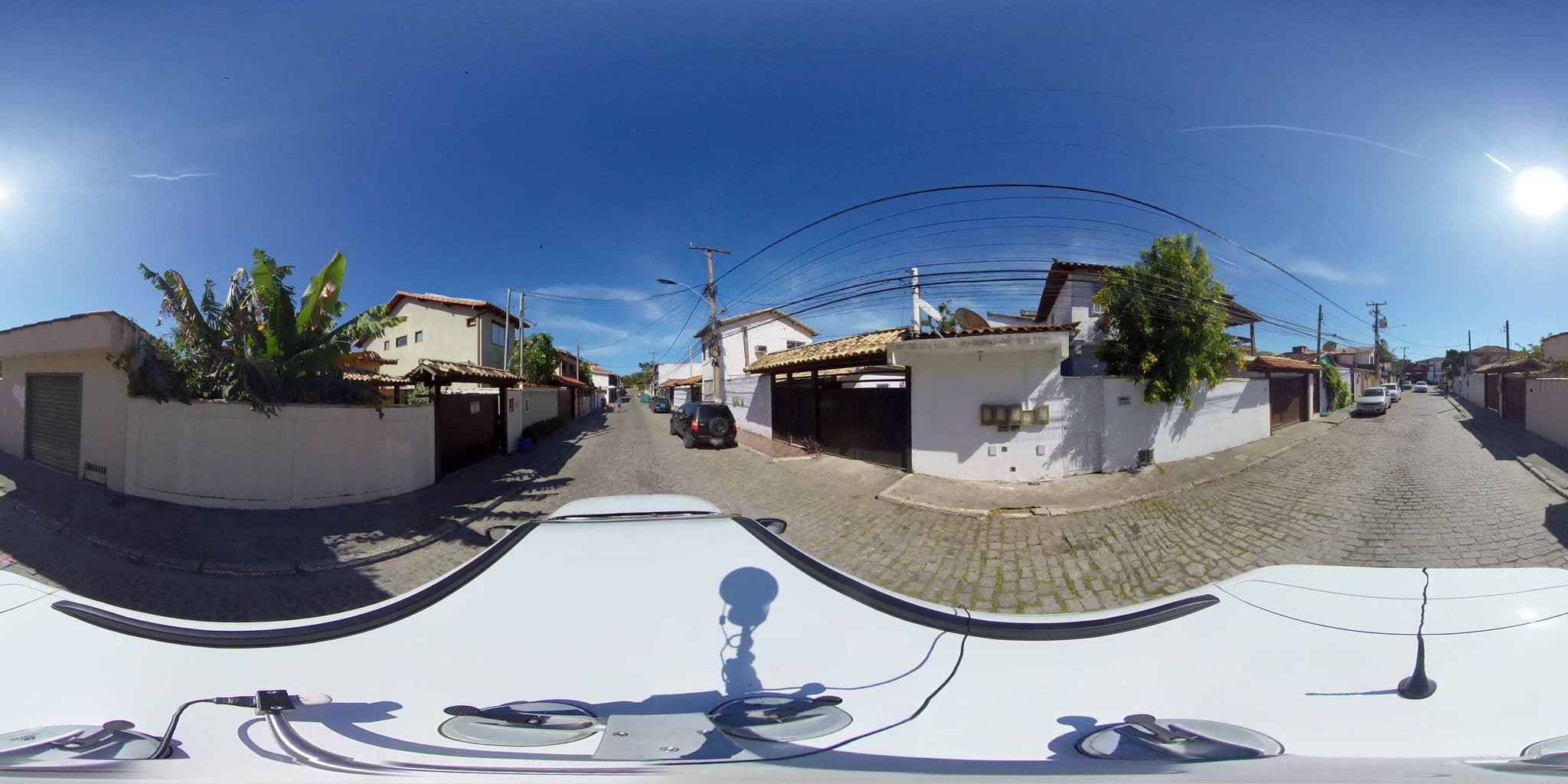 Street view near Lagoa de Geribá Guest House, Armação dos Búzios — © 360 (CC BY-SA · Mapillary)