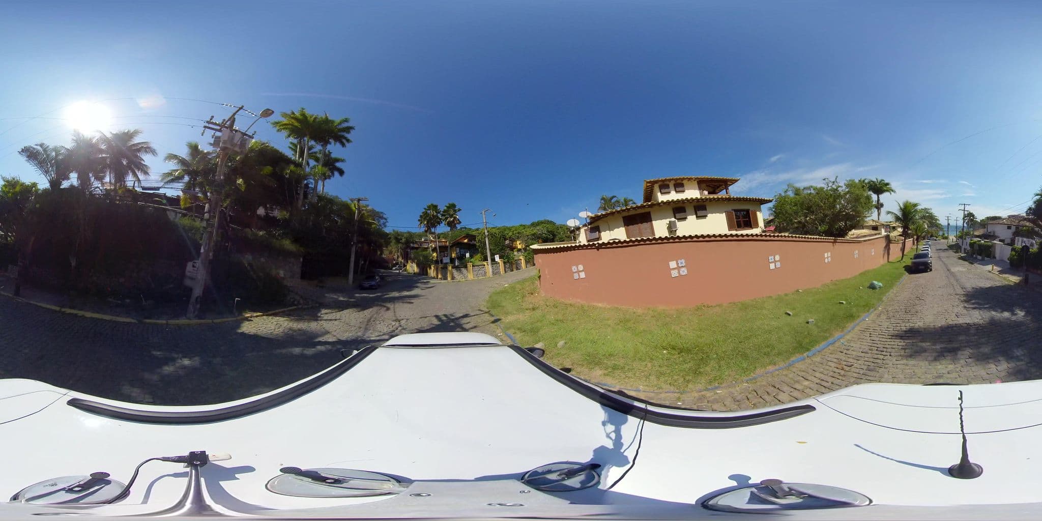 Street view near Hotel Boutique Casagrande, Armação dos Búzios — © 360 (CC BY-SA · Mapillary)