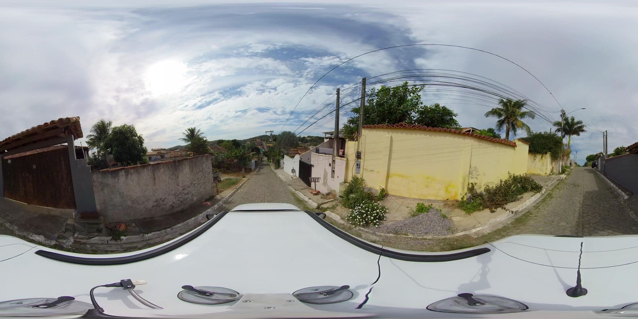 Street view near Hostel dos Ze's, Armação dos Búzios — © 360 (CC BY-SA · Mapillary)