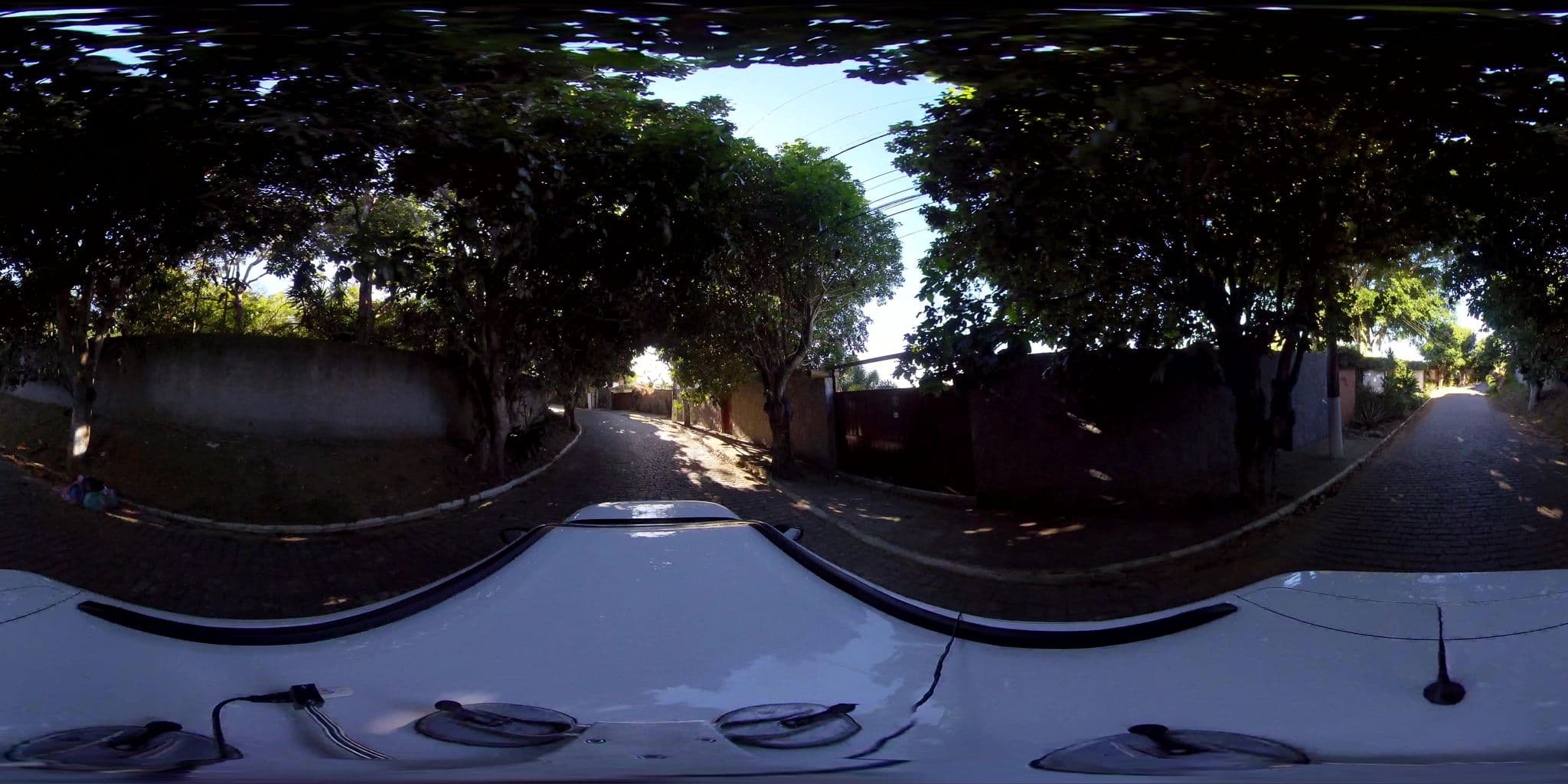 Street view near Nossa Casa Suites, Armação dos Búzios — © 360 (CC BY-SA · Mapillary)