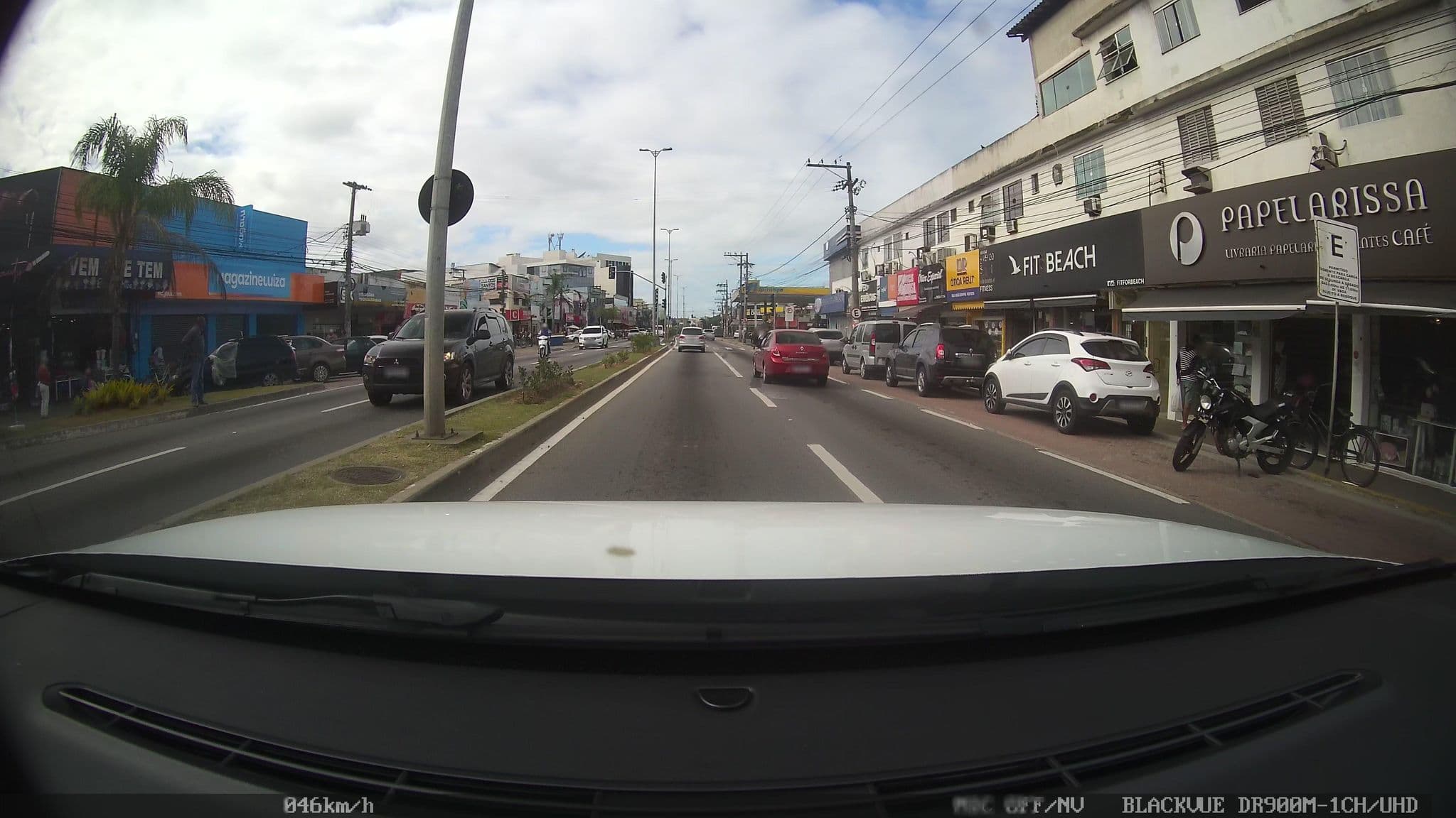 Street view near Kariba, Rio das Ostras — © kaart_2 (CC BY-SA · Mapillary)