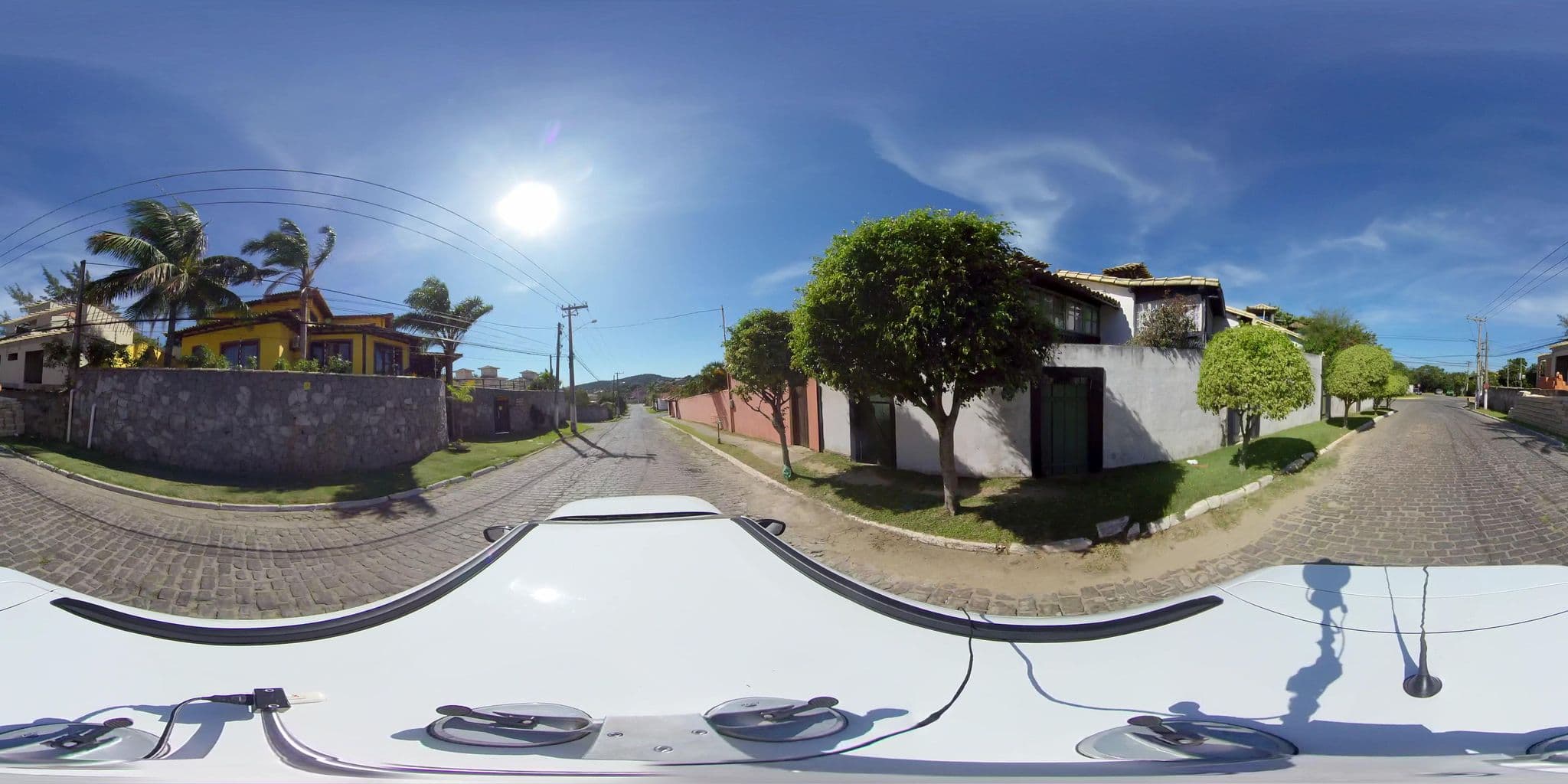 Street view near Taka House, Armação dos Búzios — © 360 (CC BY-SA · Mapillary)