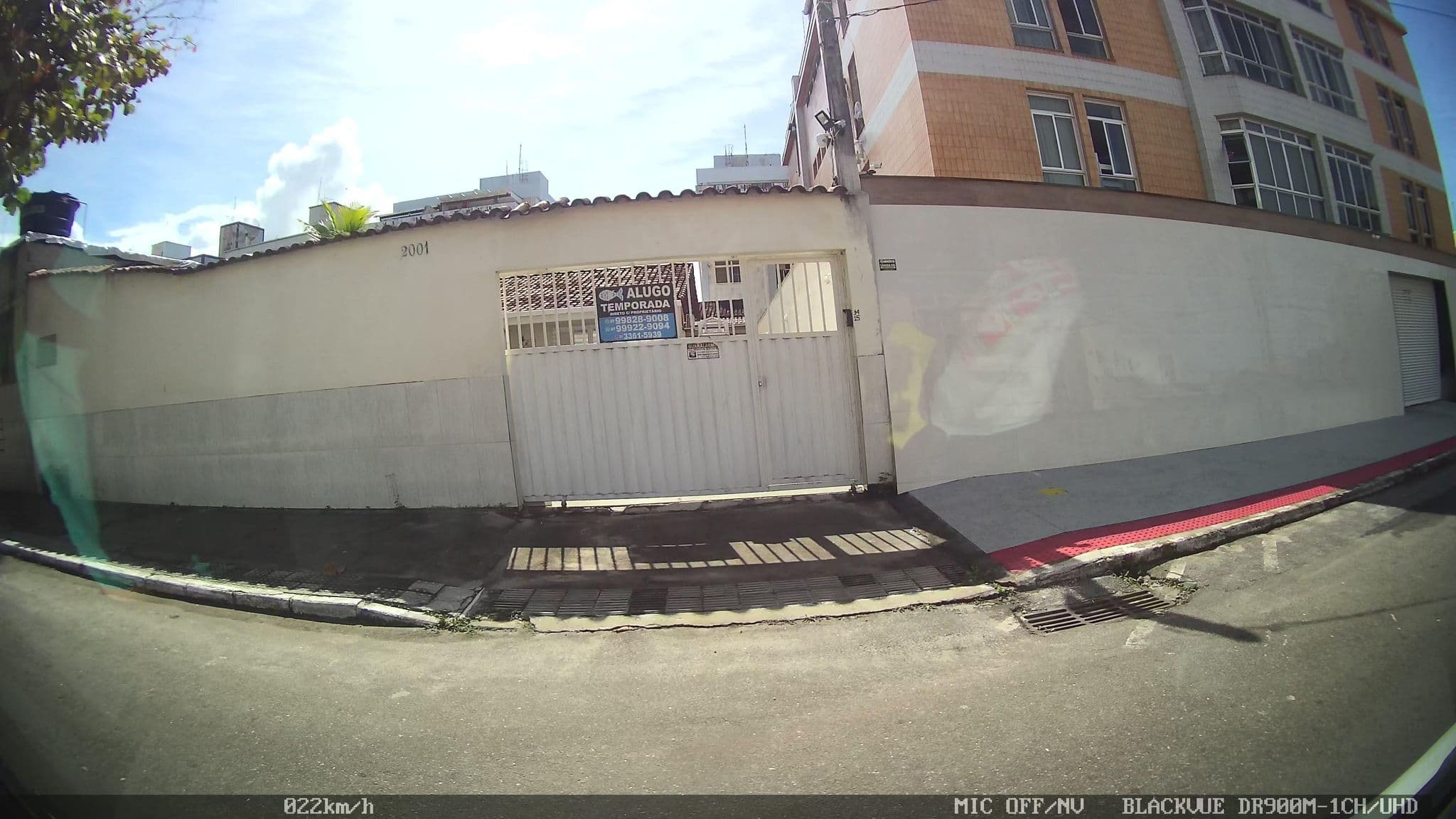 Street view near Edifício Conrado e Mata, Guarapari — © kaart_2 (CC BY-SA · Mapillary)
