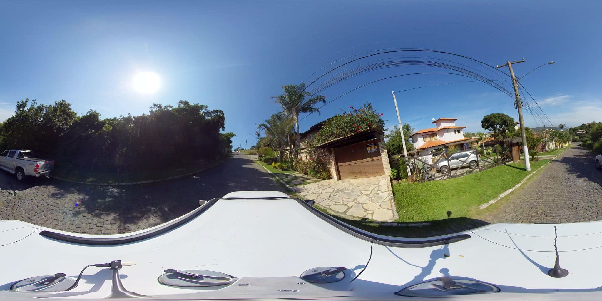 Street view near Pousada Le Deauville, Armação dos Búzios — © 360 (CC BY-SA · Mapillary)