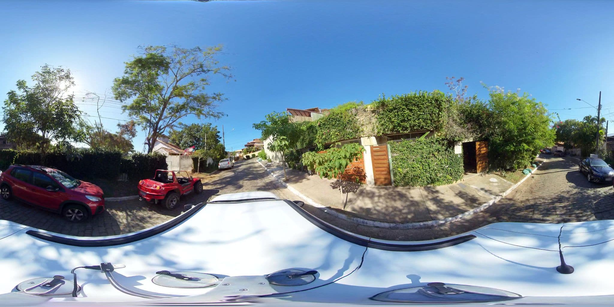 Street view near Pousada Bossa Nova, Armação dos Búzios — © 360 (CC BY-SA · Mapillary)