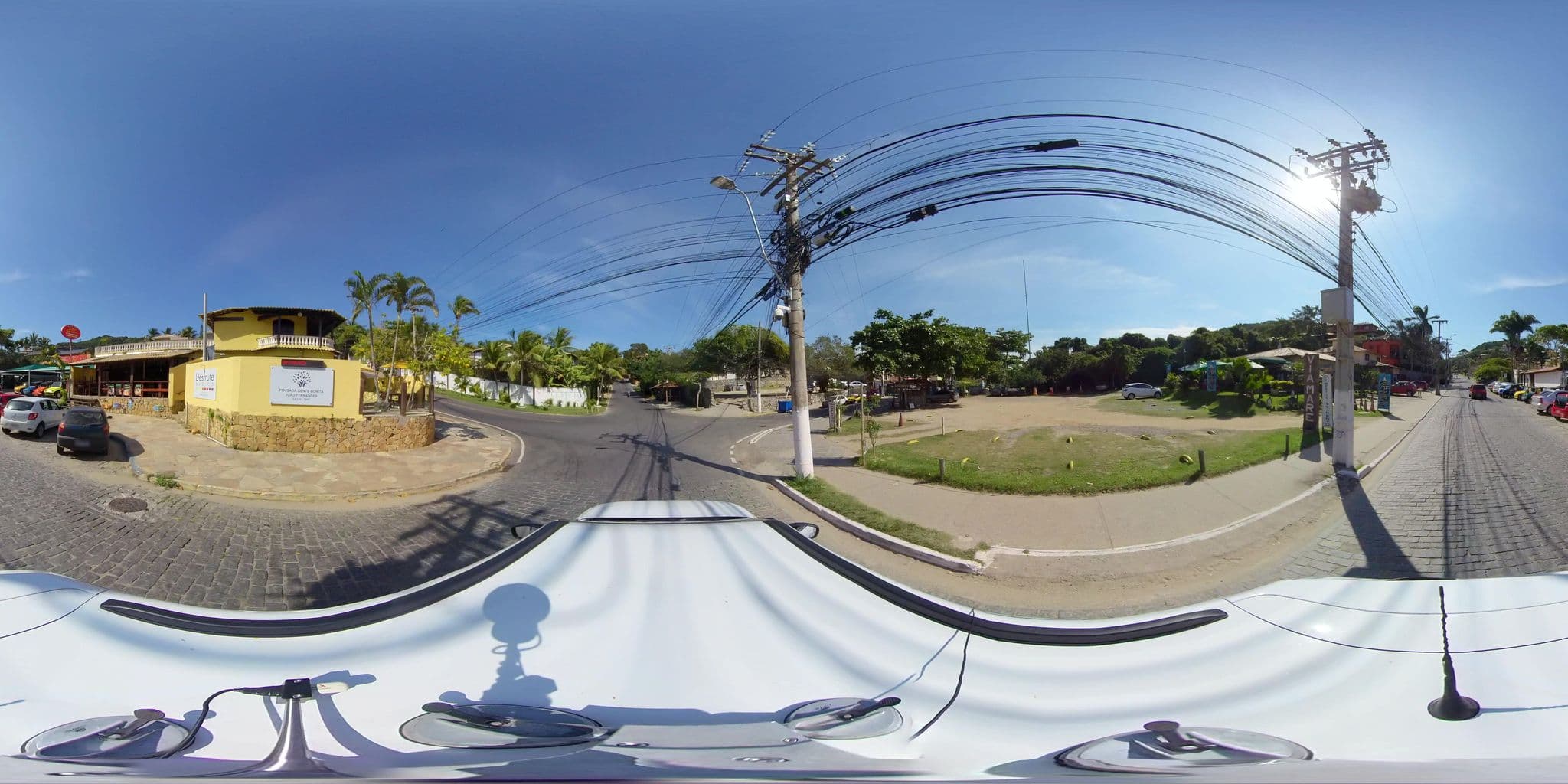 Street view near Pousada João Fernandes, Armação dos Búzios — © 360 (CC BY-SA · Mapillary)