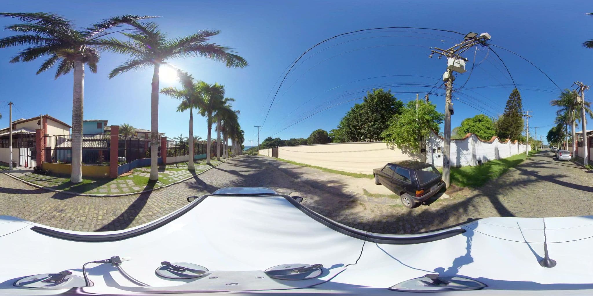 Street view near Costa do Sol Boutique Hotel, Armação dos Búzios — © 360 (CC BY-SA · Mapillary)