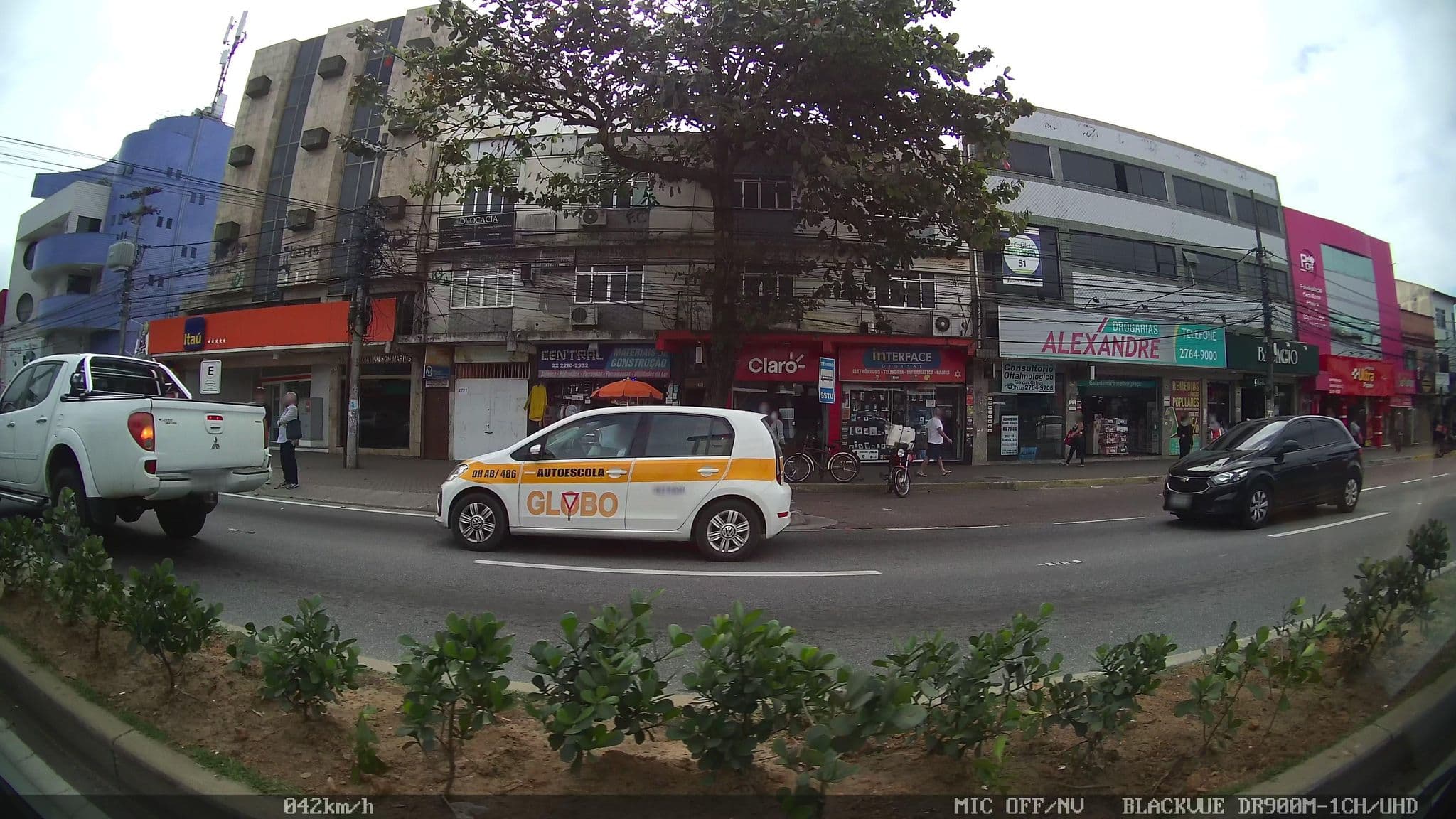 Street view near pousada mariamaria (Rio das Ostras), Rio das Ostras — © kaart_2 (CC BY-SA · Mapillary)