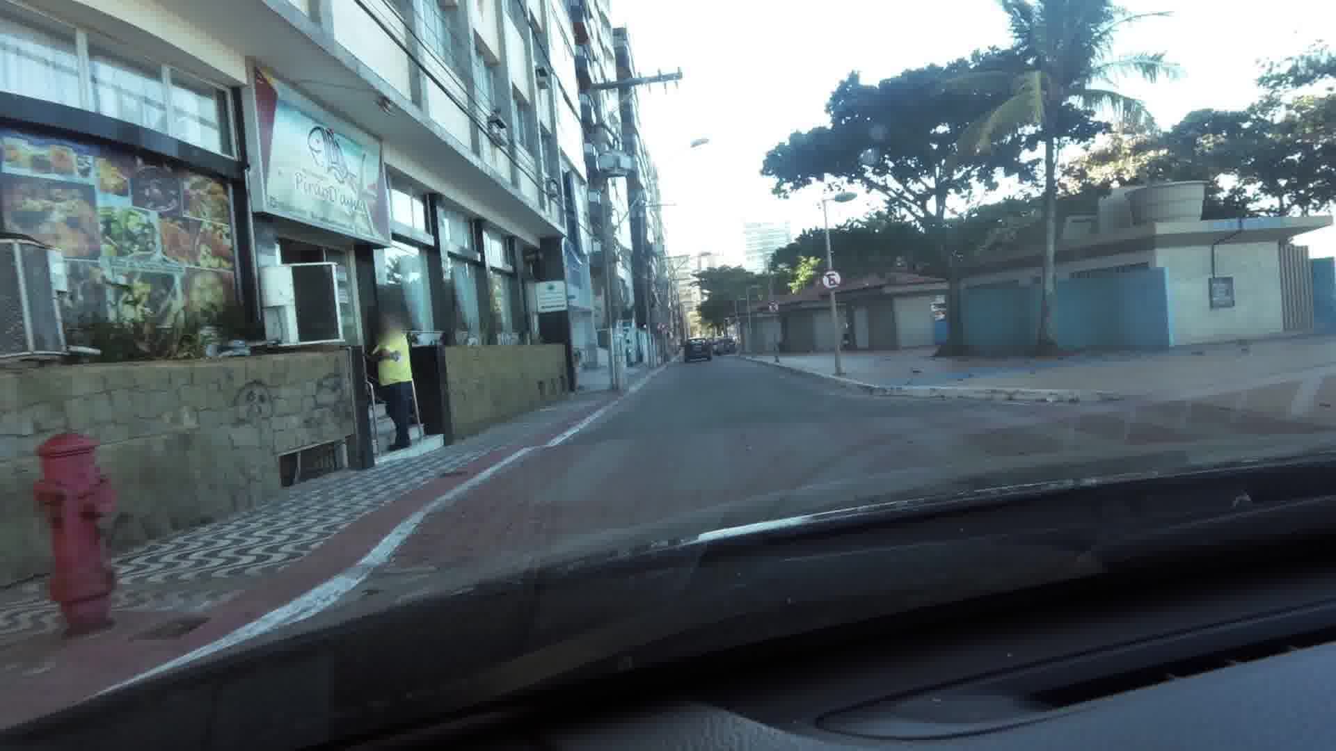 Street view near Hotel Solar Dona Ruth, Guarapari — © skippern (CC BY-SA · Mapillary)