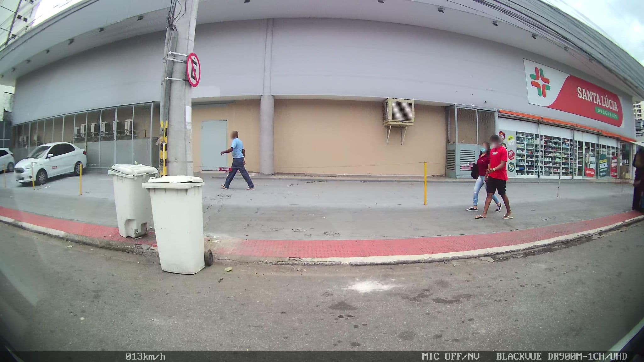 Street view near Ibis Budget Vitória, Vila Velha — © kaart_2 (CC BY-SA · Mapillary)