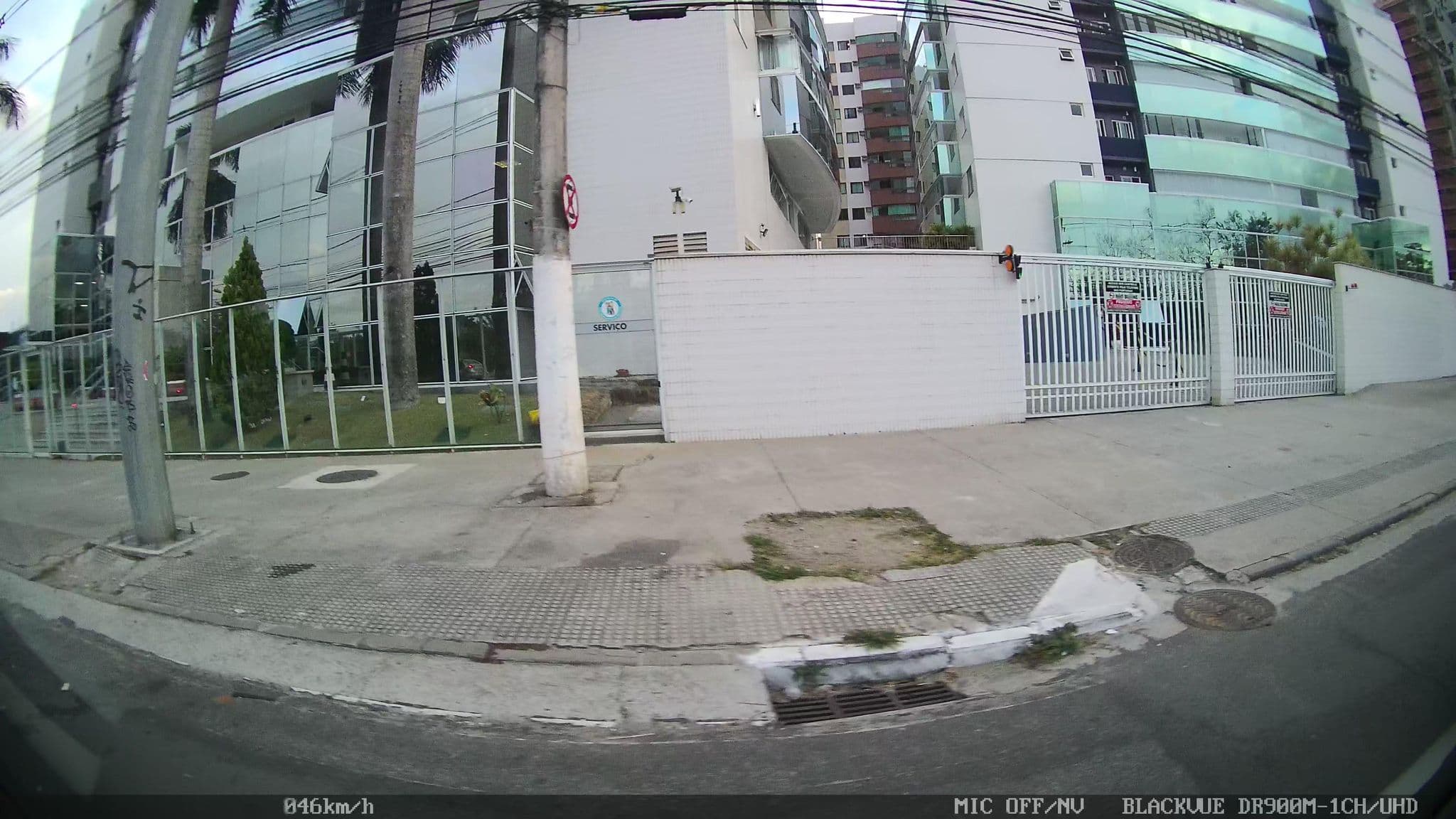 Street view near Hotel Paradise Ltda, Vila Velha — © kaart_2 (CC BY-SA · Mapillary)