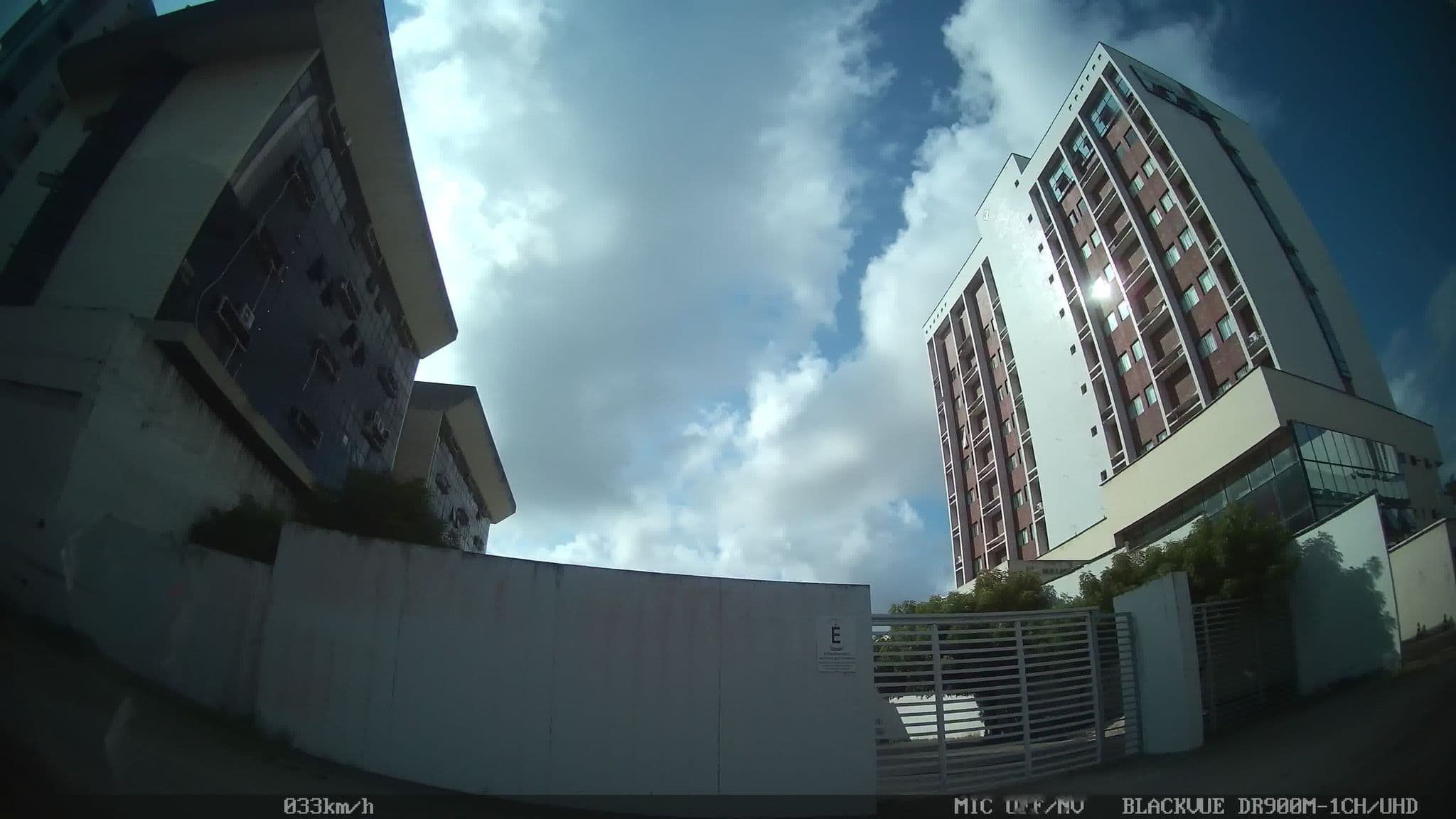 Street view near Piscina do Hotel Expresso XXI, São Luís — © kaart_1 (CC BY-SA · Mapillary)