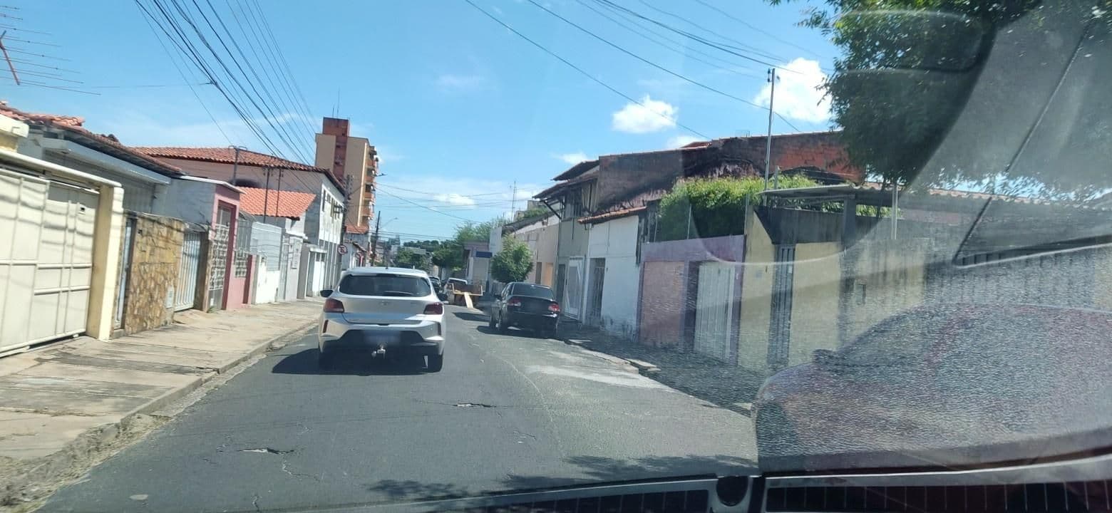 Street view near Pousada dos Ipês, Teresina — © felipedantas (CC BY-SA · Mapillary)