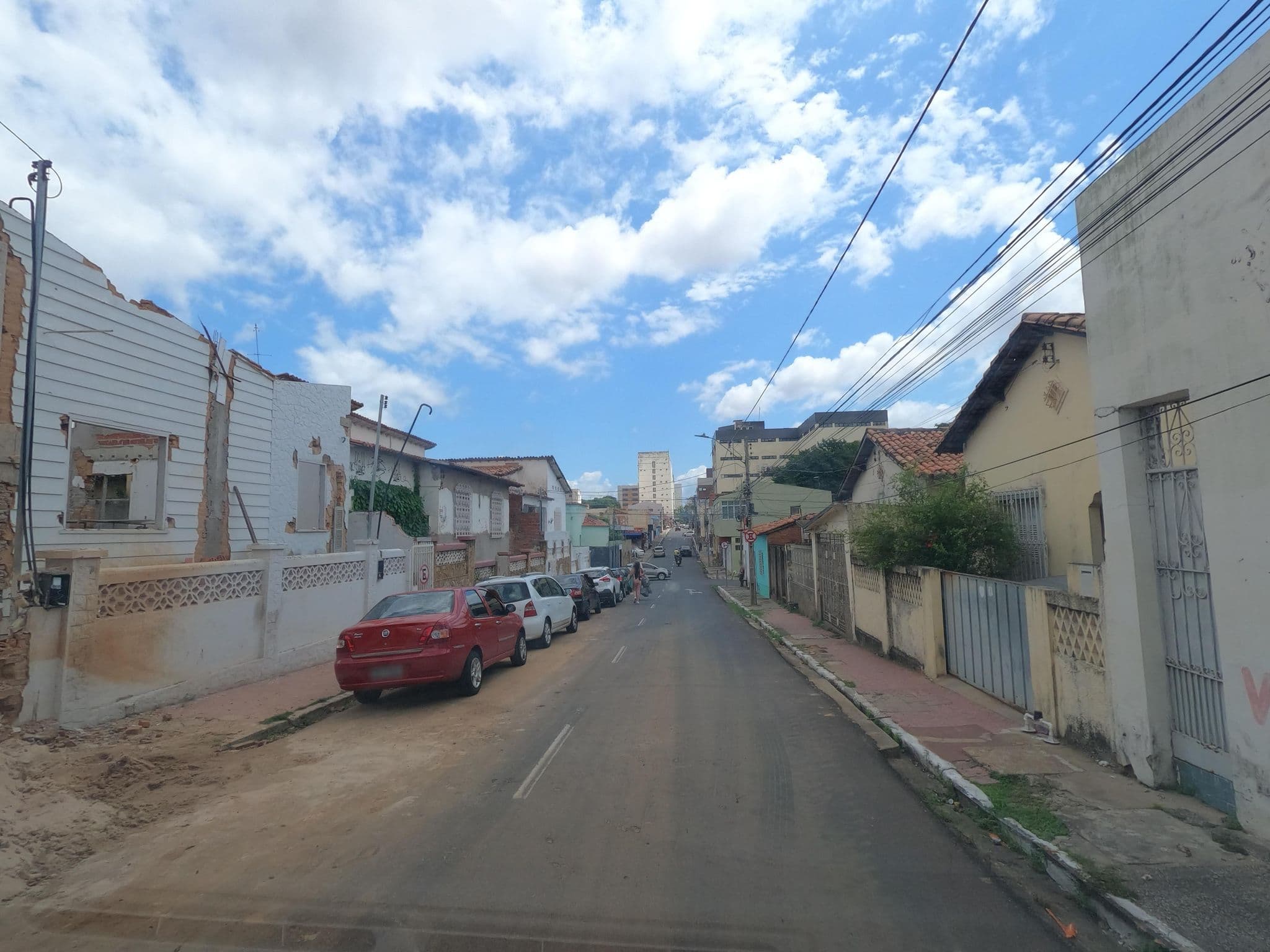 Street view near Hotel Gurgueia, Teresina — © MuitoAlemdasFronteiras (CC BY-SA · Mapillary)