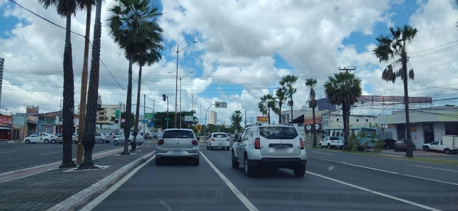 Street view near Hotel Poty, Teresina — © felipedantas (CC BY-SA · Mapillary)