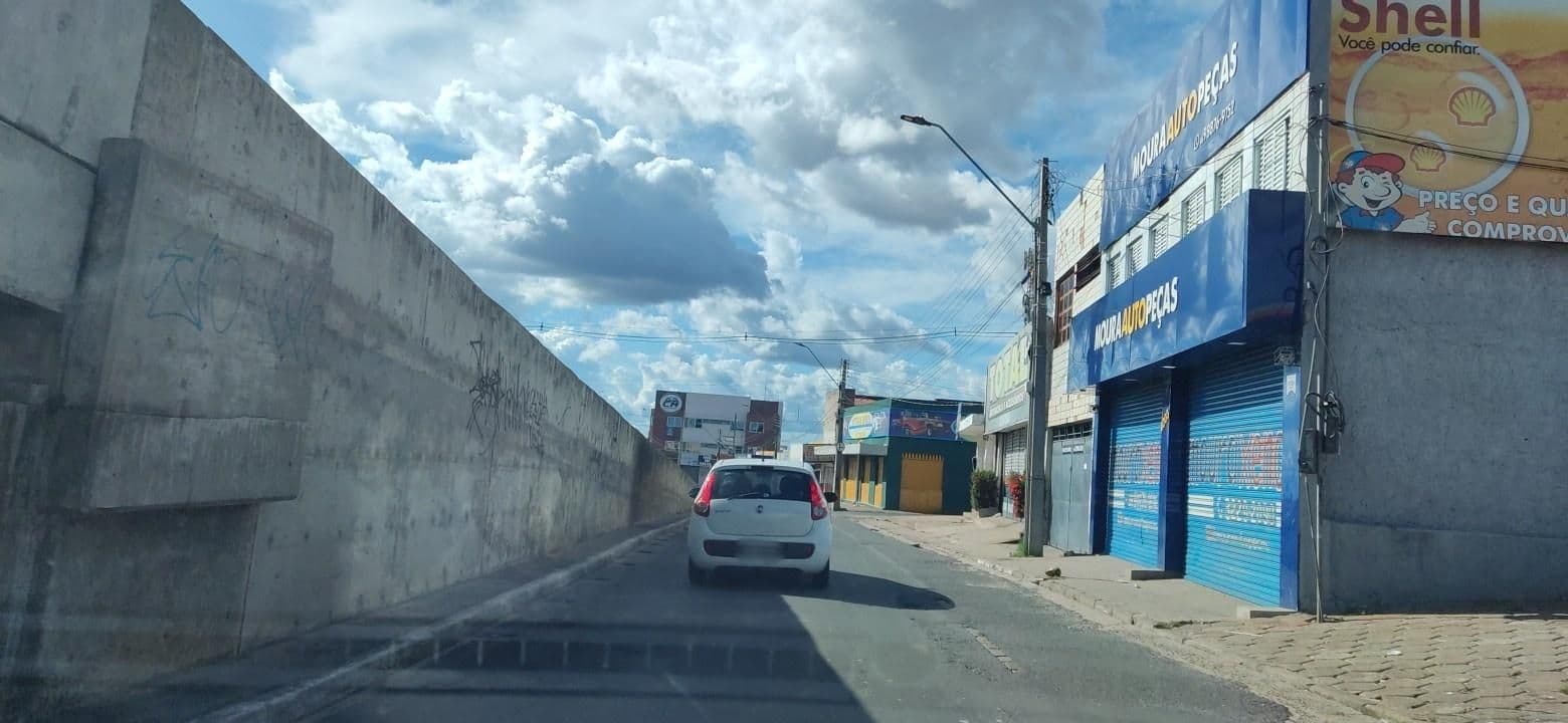 Street view near Barao Palace Hotel, Teresina — © felipedantas (CC BY-SA · Mapillary)