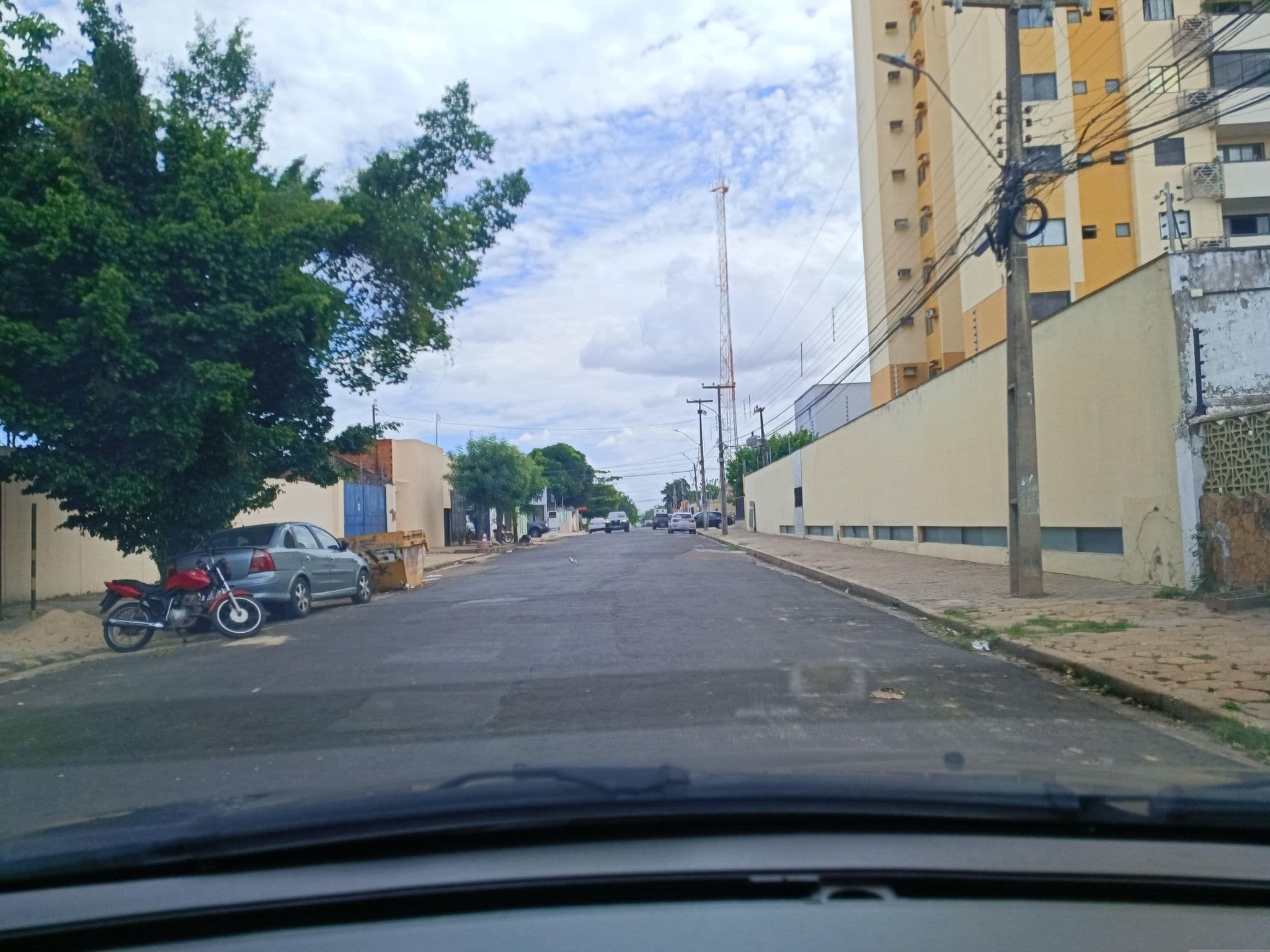Street view near Portofino Hotel, Teresina — © felipedantas (CC BY-SA · Mapillary)