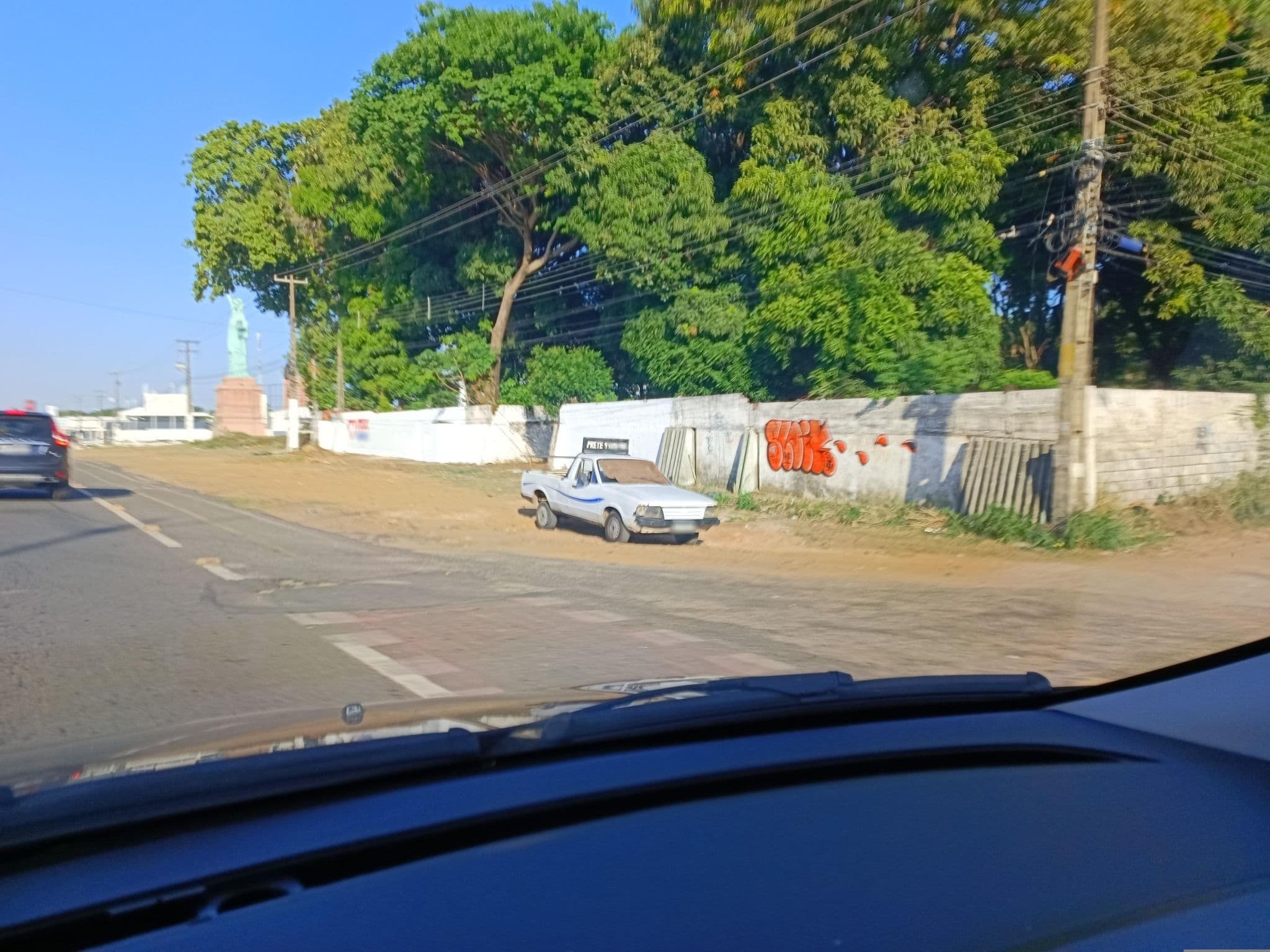 Street view near Array Hotel Express, Teresina — © felipedantas (CC BY-SA · Mapillary)