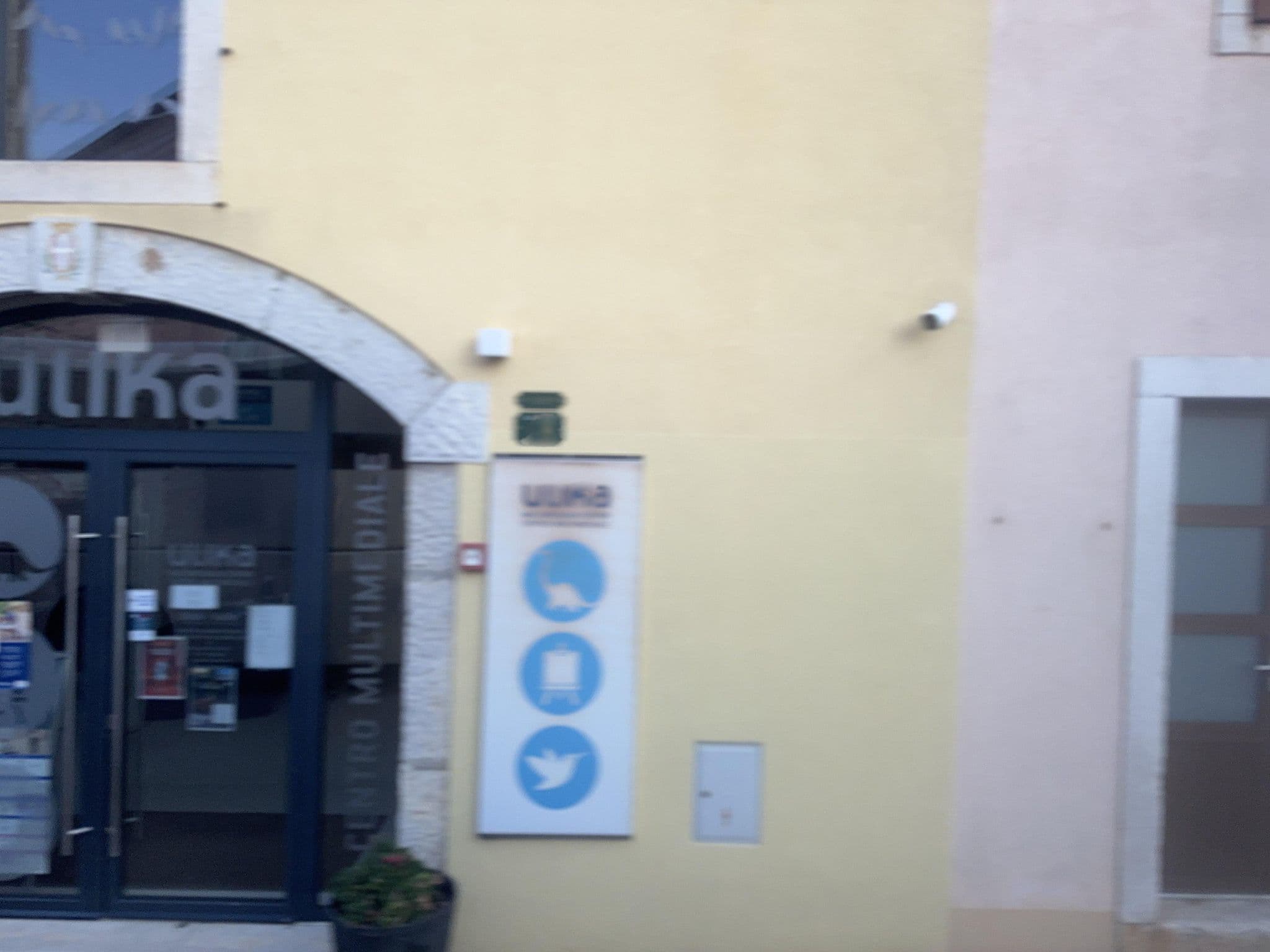 Street view near Apartmani Istrasoley, Rovinjsko Selo — © mapconcierge (CC BY-SA · Mapillary)