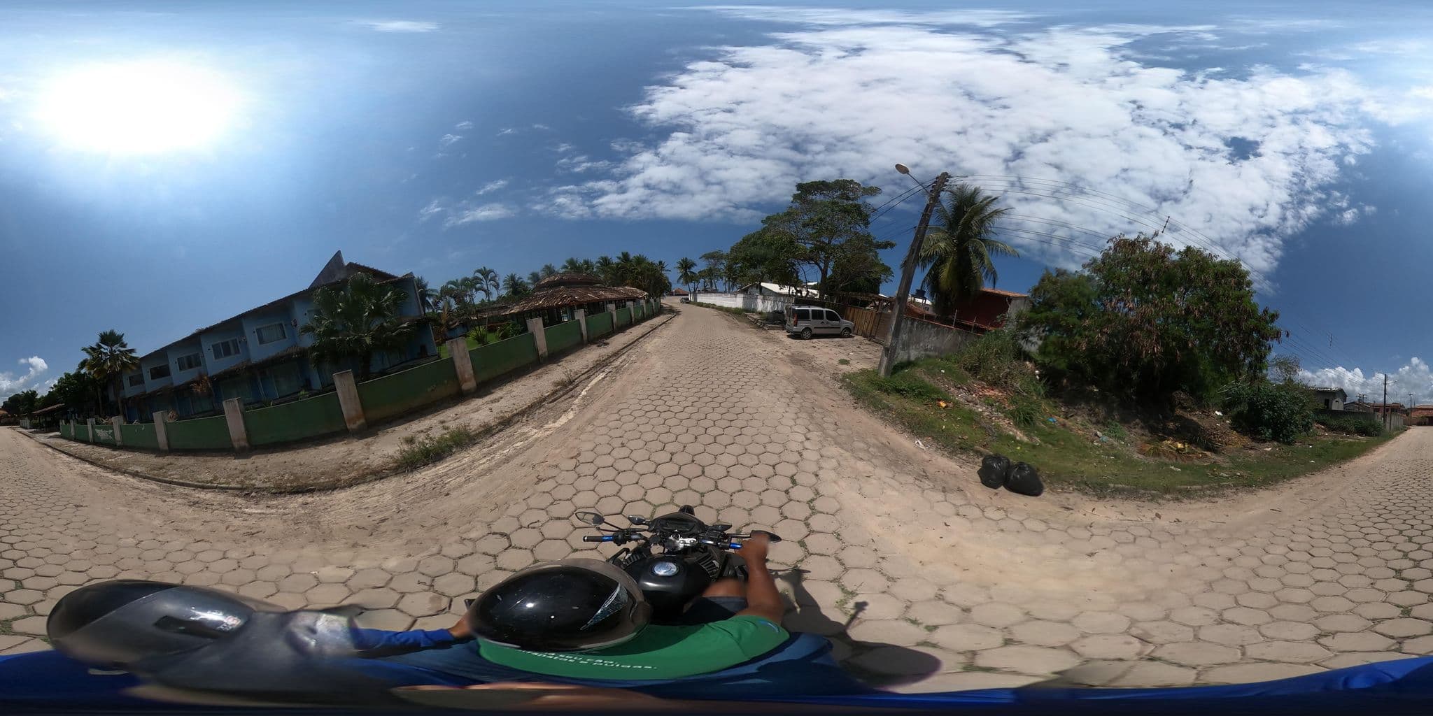 Street view near Pousada Vila Aconchego, Santa Cruz Cabrália — © mauriciomensura (CC BY-SA · Mapillary)