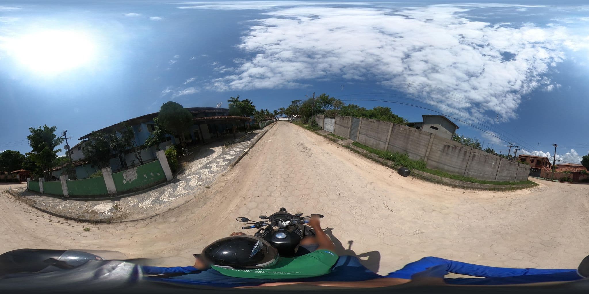 Street view near Mansão Dubai, Santa Cruz Cabrália — © mauriciomensura (CC BY-SA · Mapillary)