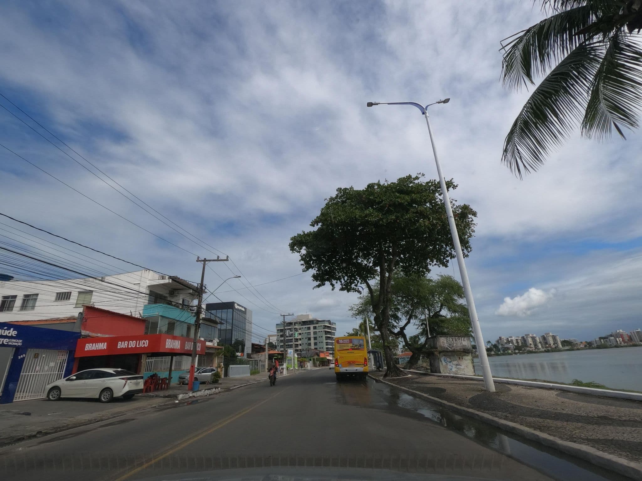 Street view near Pousada Rio Mar, Ilhéus — © MuitoAlemdasFronteiras (CC BY-SA · Mapillary)