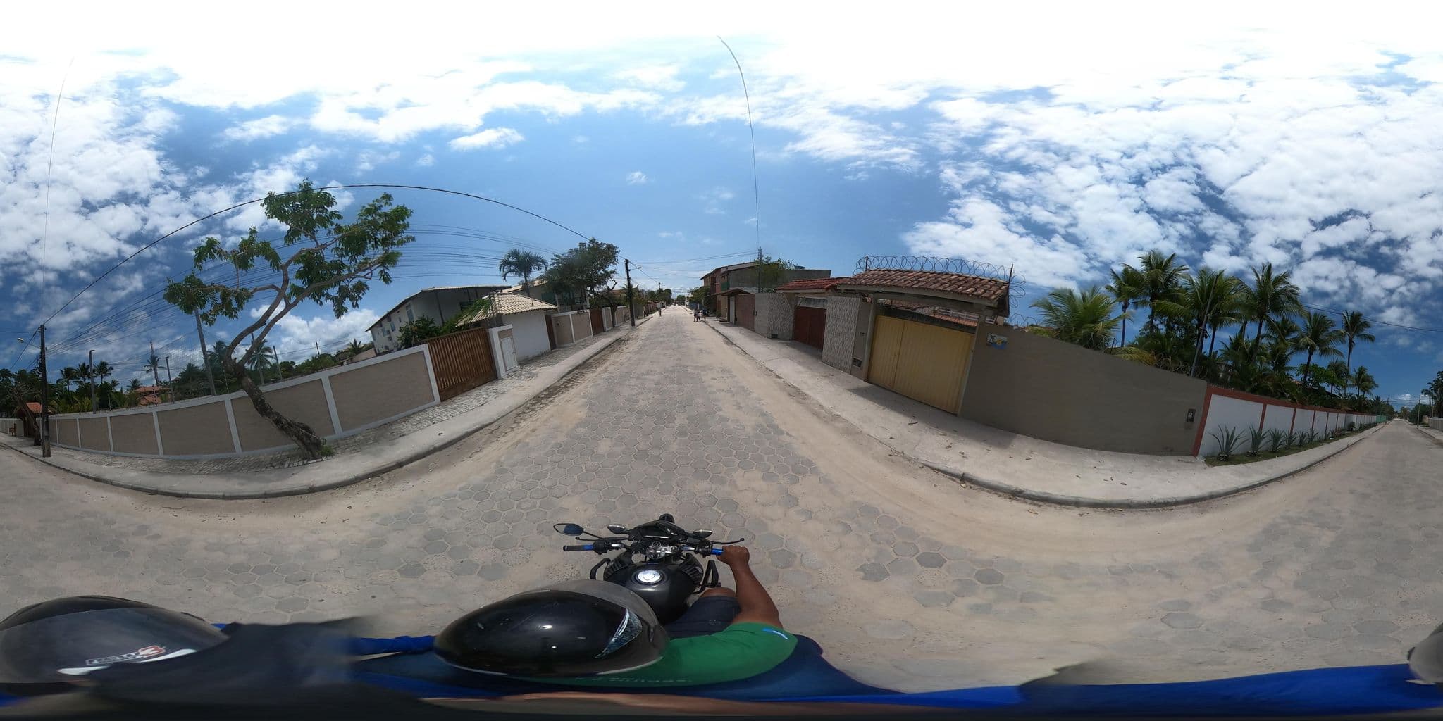 Street view near Toulouse Apart Hotel, Santa Cruz Cabrália — © mauriciomensura (CC BY-SA · Mapillary)