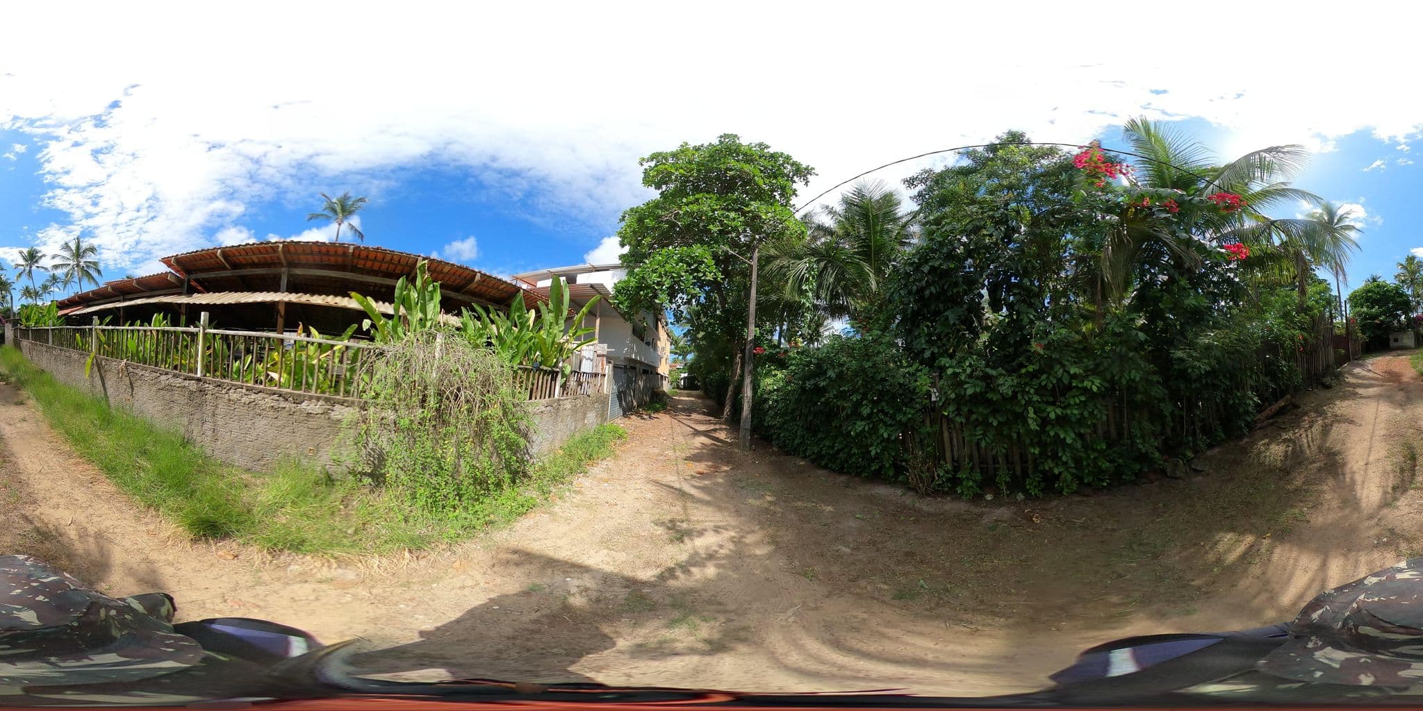 Street view near Serrazul Praia Hotel, Itacaré — © mauriciomensura (CC BY-SA · Mapillary)