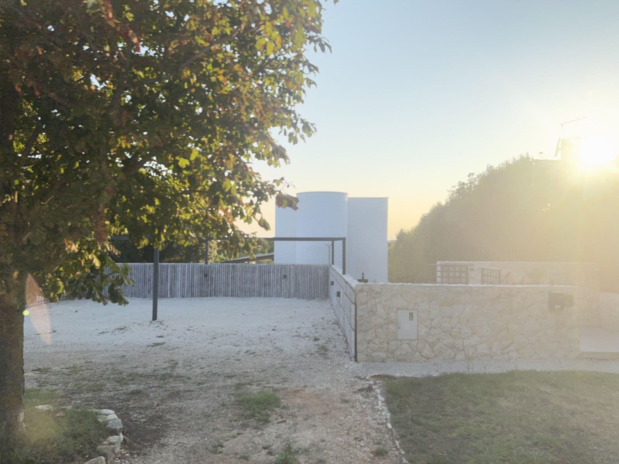 Street view near Andresita's Palace, Rovinjsko Selo — © mapconcierge (CC BY-SA · Mapillary)
