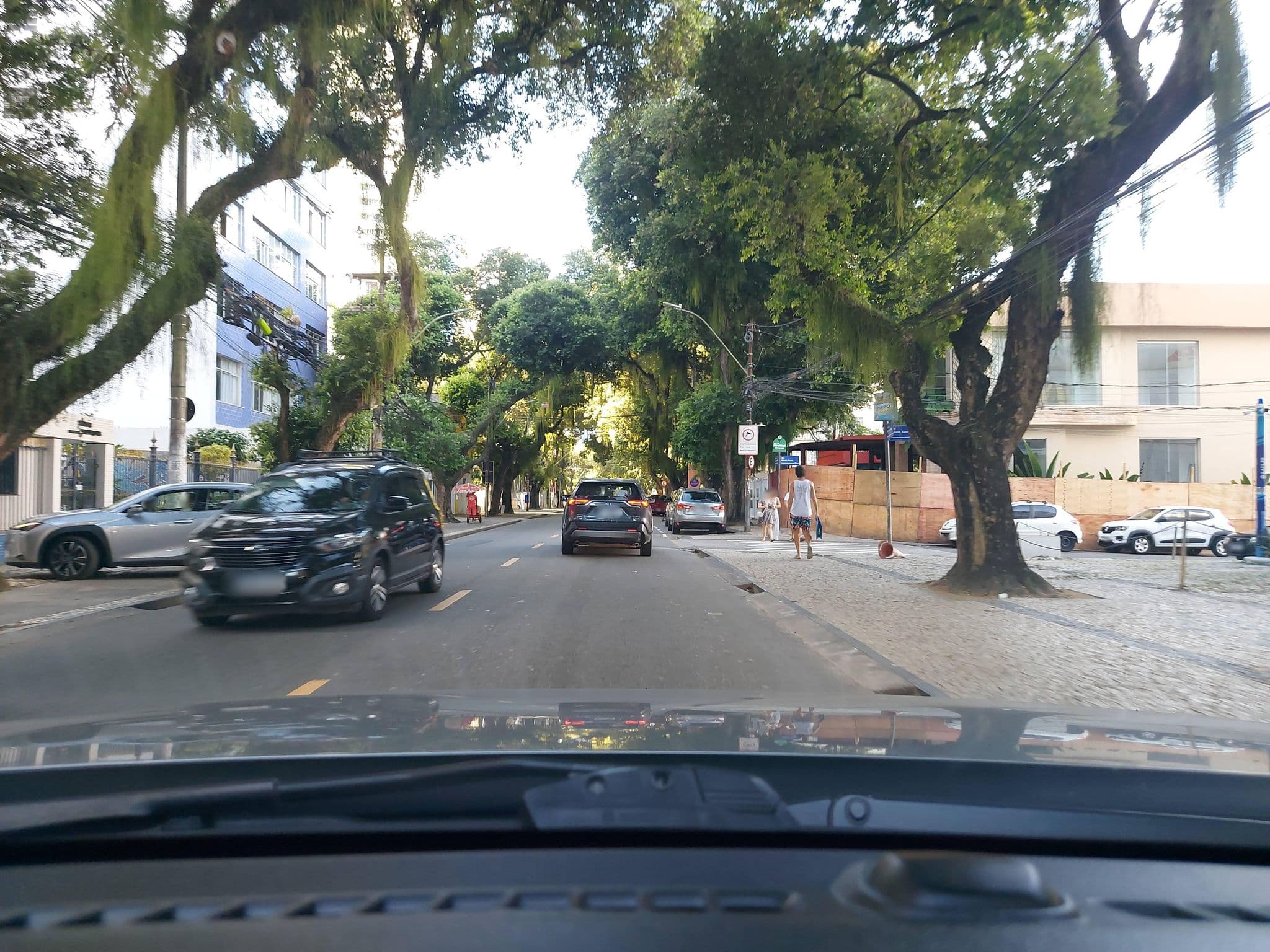 Street view near Hotel John Kennedy, Salvador — © georgenqueiroz (CC BY-SA · Mapillary)