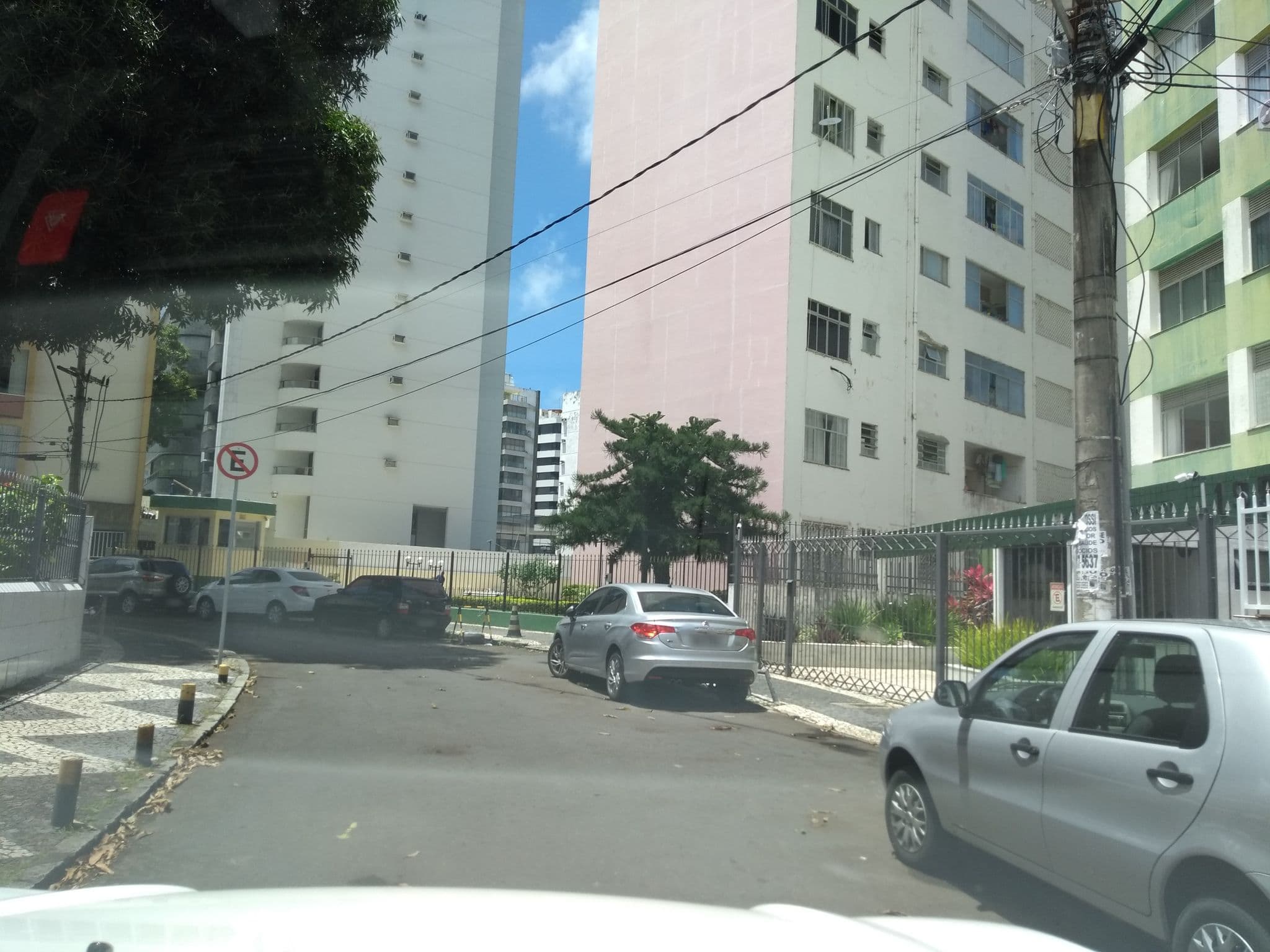 Street view near Hostel Bed And Breakfast, Salvador — © severingeo (CC BY-SA · Mapillary)