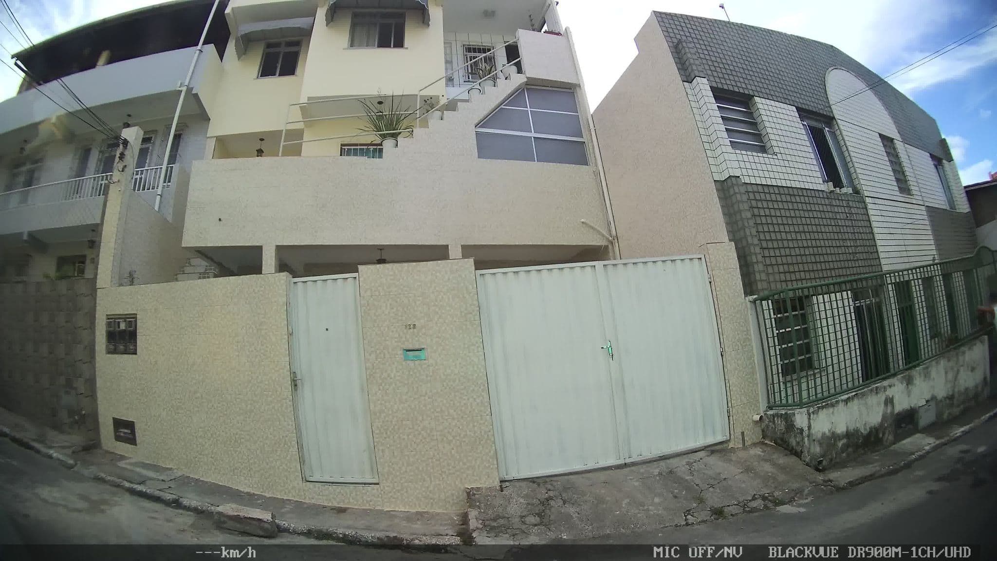 Street view near Pousada Alianca, Salvador — © kaart_2 (CC BY-SA · Mapillary)