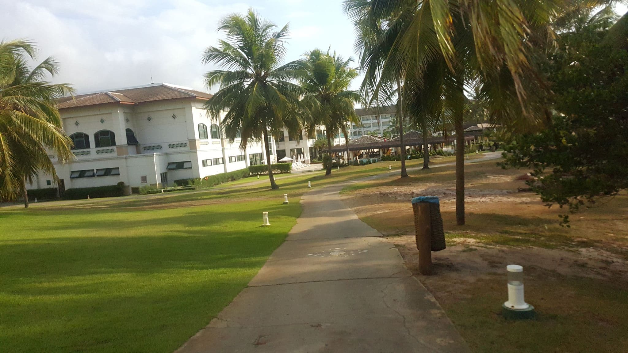 Street view near Room 3402 - Sauipe Resort, Itanagra — © diegokrein (CC BY-SA · Mapillary)