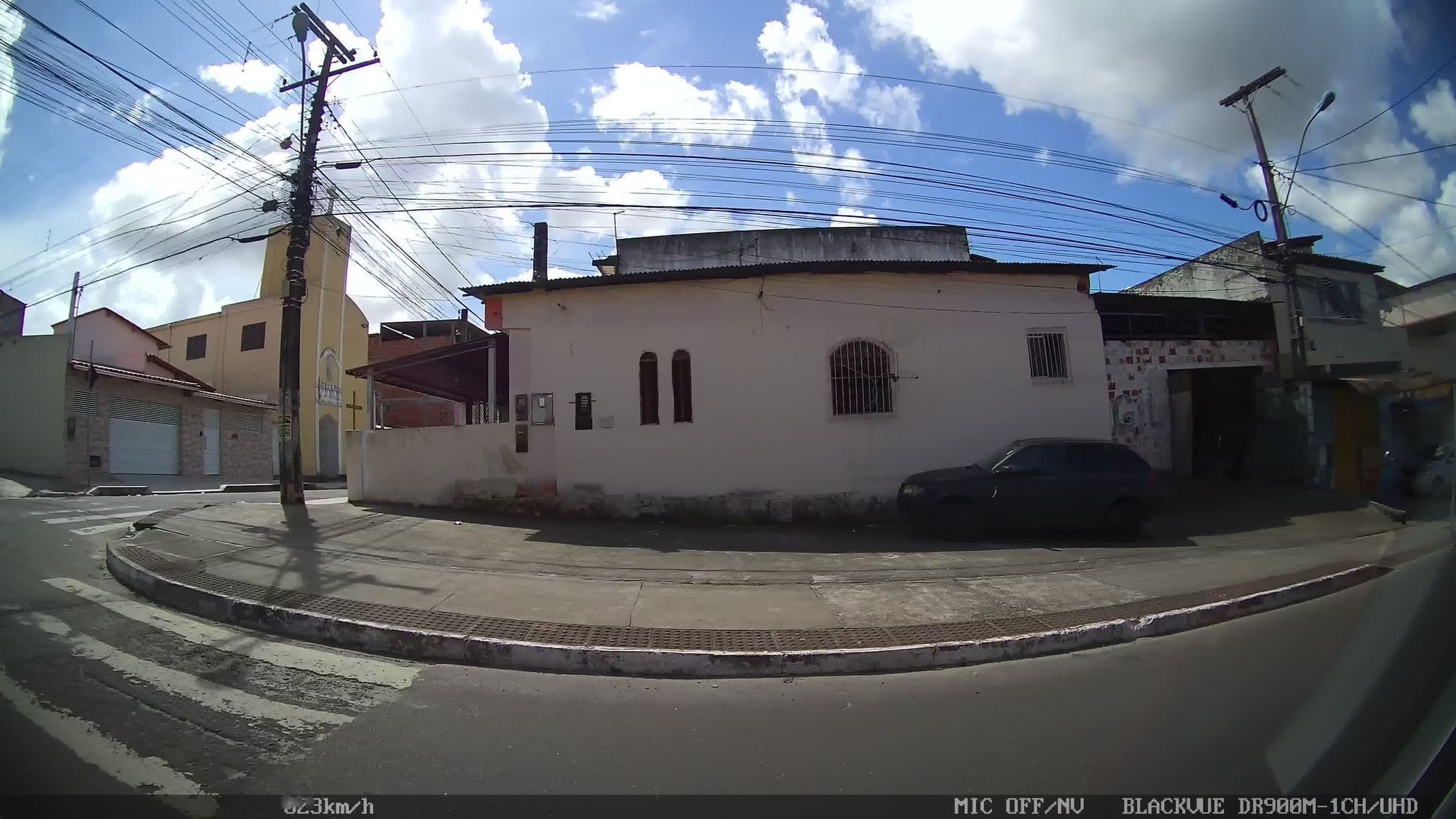 Street view near Pousada Villa Coelho, Camaçari — © kaart_2 (CC BY-SA · Mapillary)
