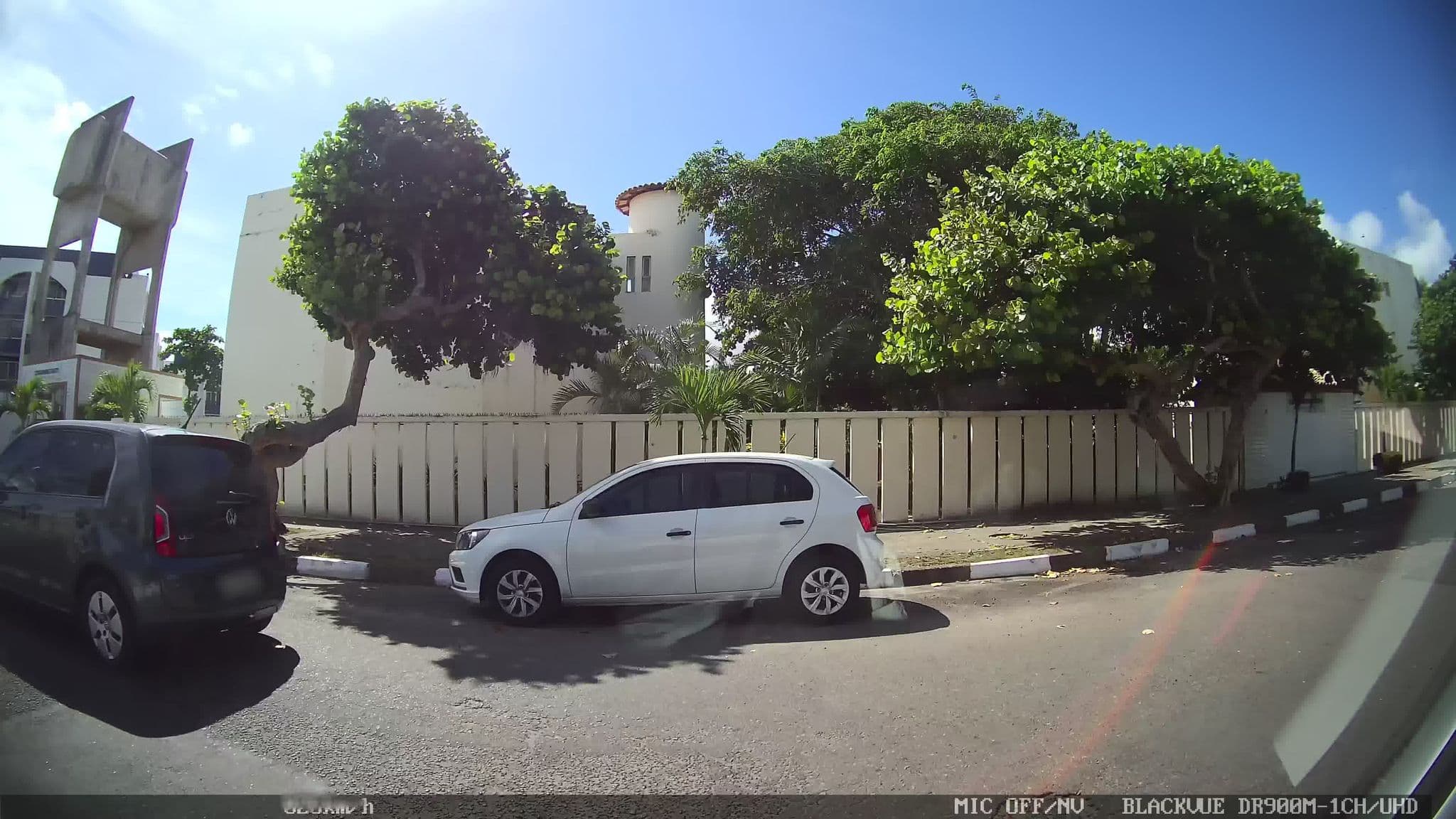 Street view near Poousada Porto Villas, Lauro de Freitas — © kaart_2 (CC BY-SA · Mapillary)