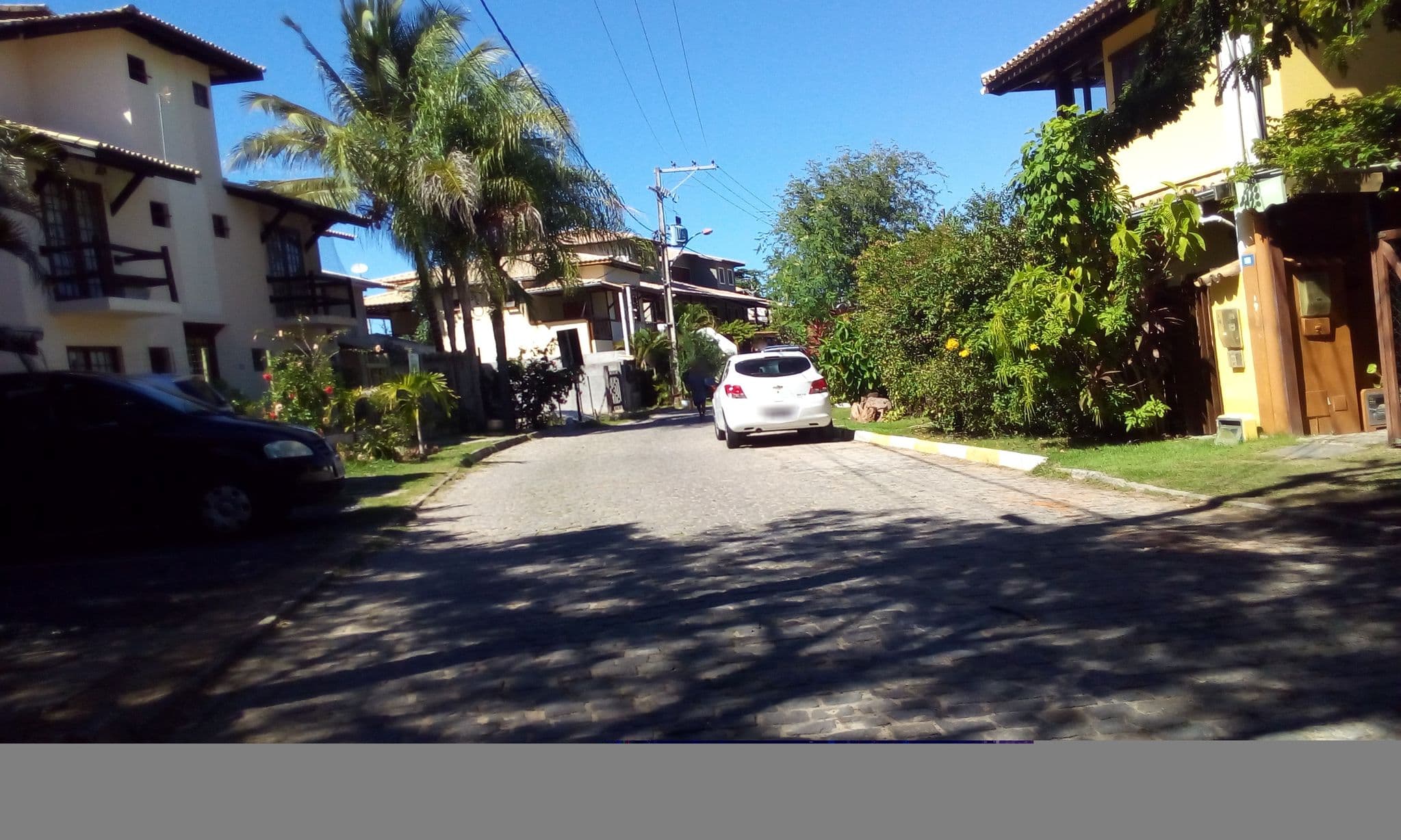 Street view near Via dos Corais, Dias d'Ávila — © CaioSergio (CC BY-SA · Mapillary)