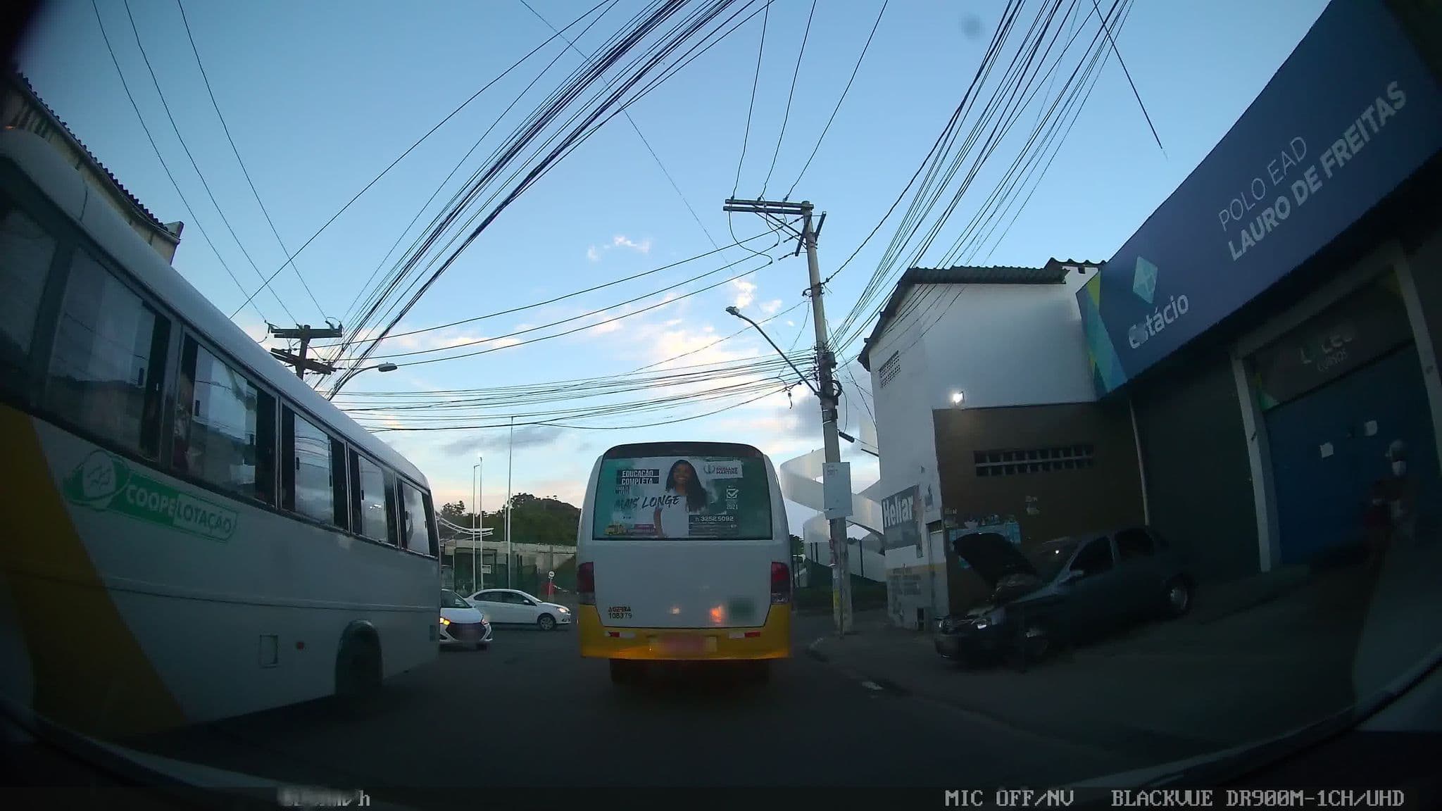 Street view near Hotel San-Ruan, Lauro de Freitas — © kaart_2 (CC BY-SA · Mapillary)