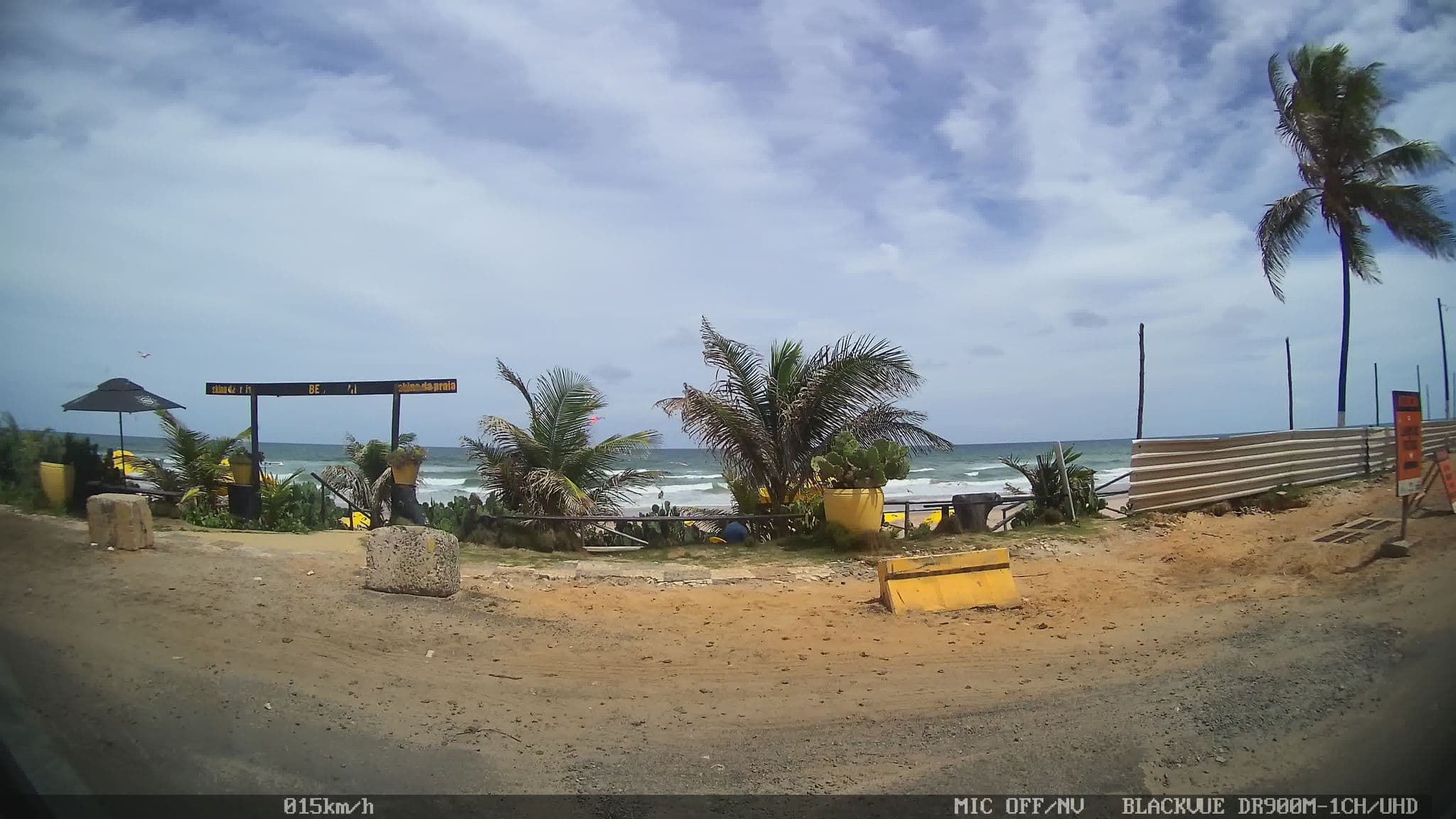Street view near Pousada Blue, Lauro de Freitas — © kaart_2 (CC BY-SA · Mapillary)
