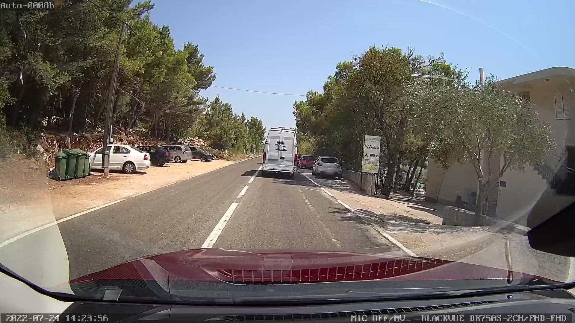 Street view near Ventura, Vrsi — © rdnnk (CC BY-SA · Mapillary)