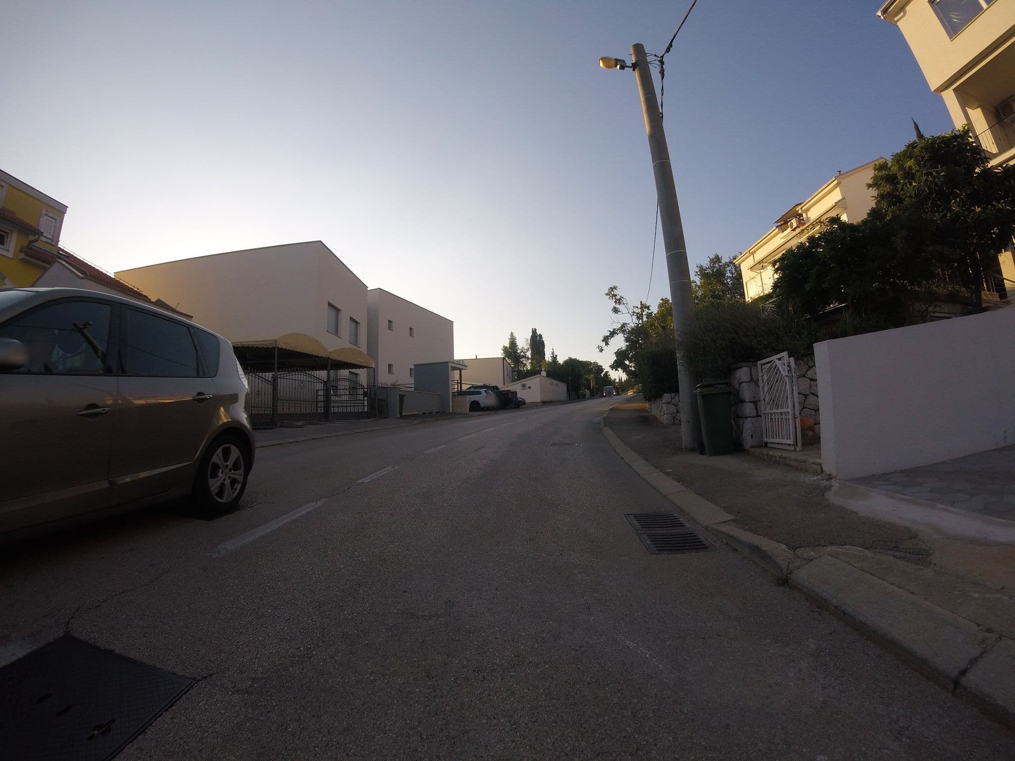 Street view near Abalone apartments, Dramalj — © vedran_v (CC BY-SA · Mapillary)