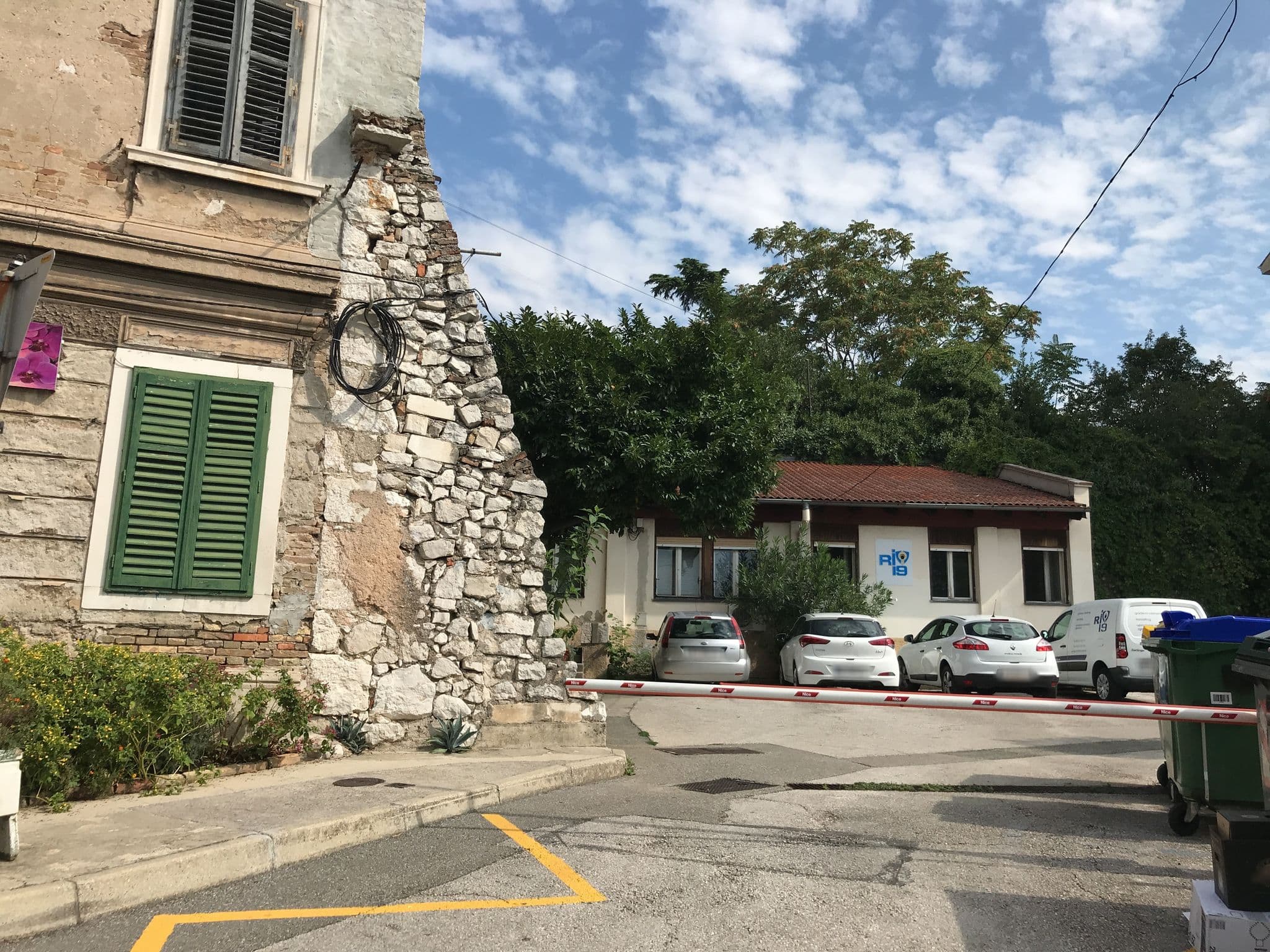 Street view near Apartman Ena, Rijeka — © ziwei (CC BY-SA · Mapillary)