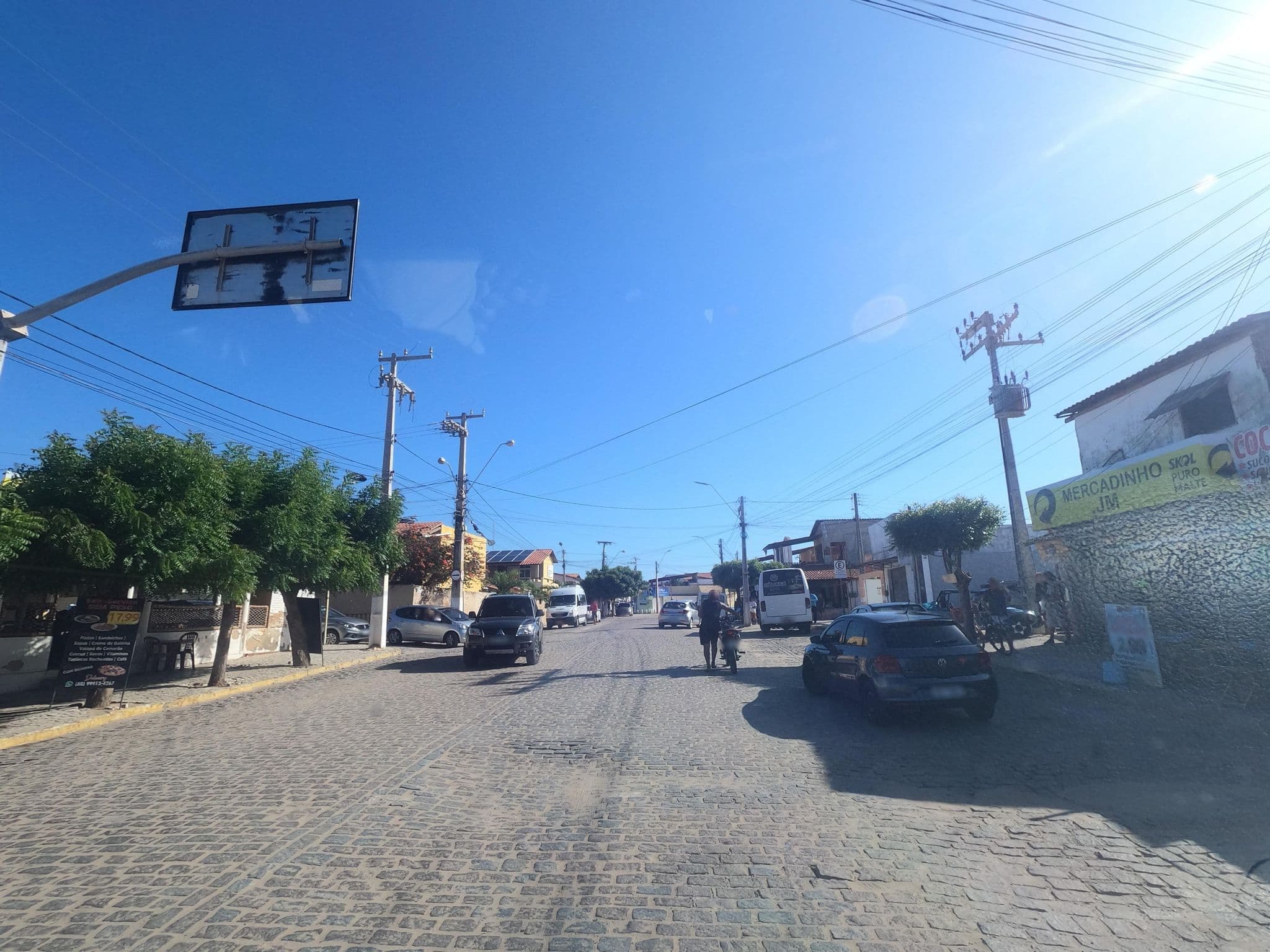 Street view near Chalé la Pink, Aracati — © MuitoAlemdasFronteiras (CC BY-SA · Mapillary)