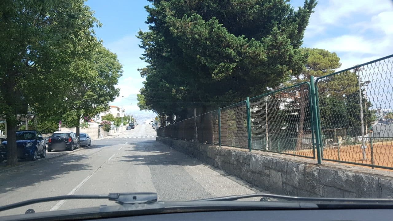 Street view near Apartman FIRULA, Split — © mik007 (CC BY-SA · Mapillary)