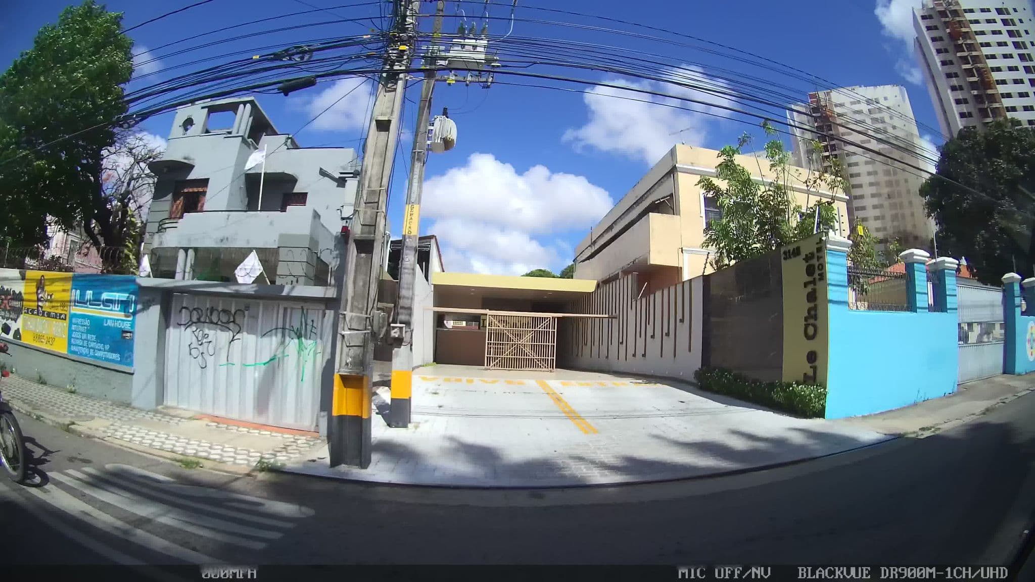 Street view near Le Chalet Motel, Fortaleza — © kaart_1 (CC BY-SA · Mapillary)