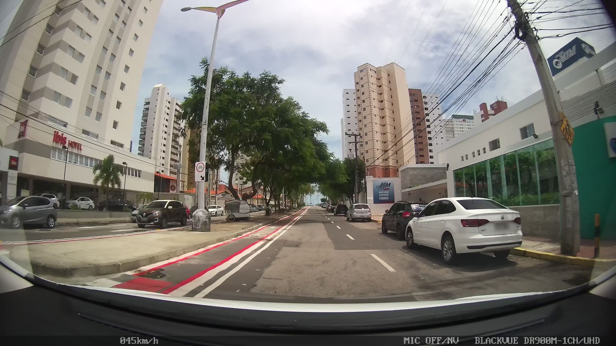 Street view near Ibis Fortaleza Centro de Eventos, Fortaleza — © kaart_1 (CC BY-SA · Mapillary)