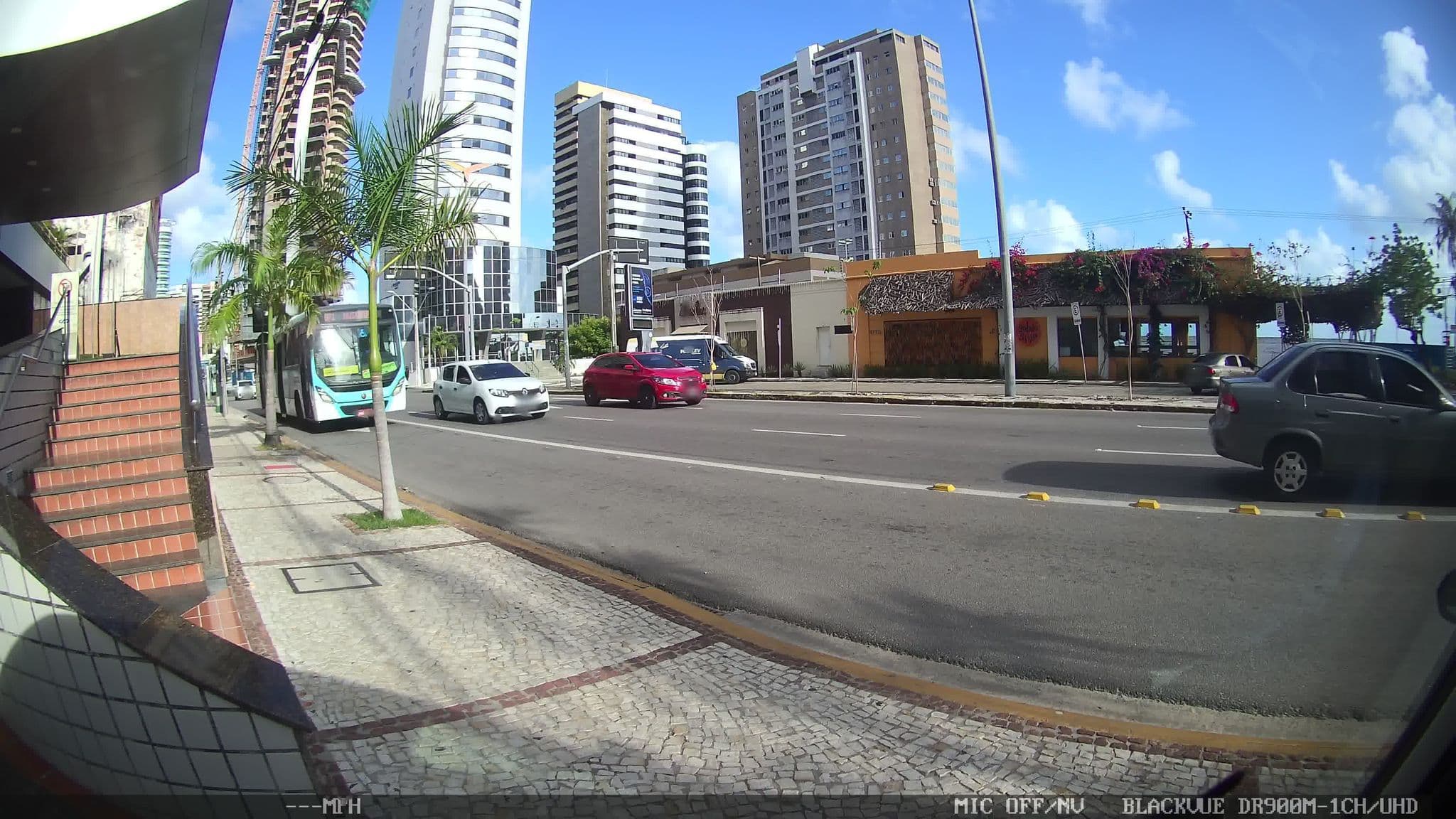 Street view near piscina Hotel Diogo, Fortaleza — © kaart_1 (CC BY-SA · Mapillary)