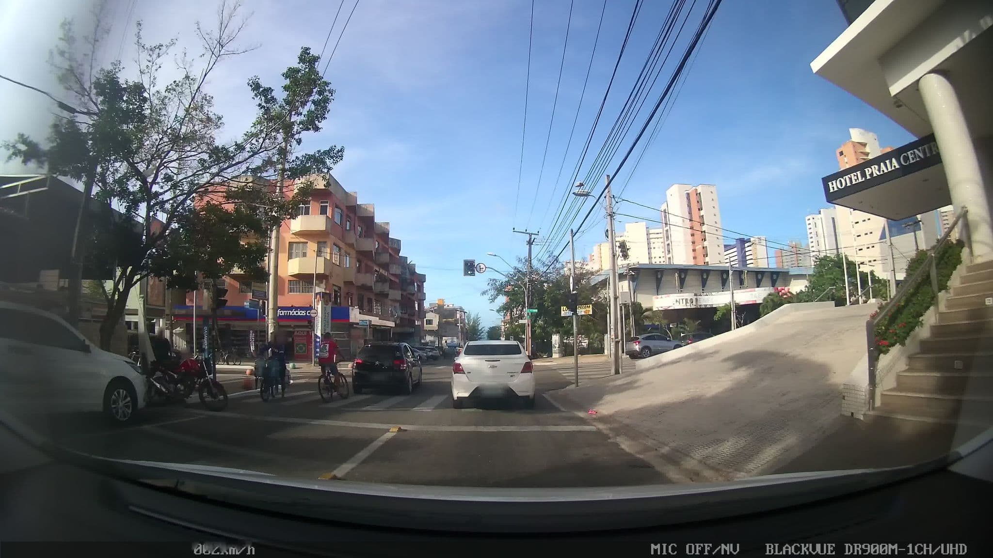 Street view near Hall do Praia Centro, Fortaleza — © kaart_1 (CC BY-SA · Mapillary)