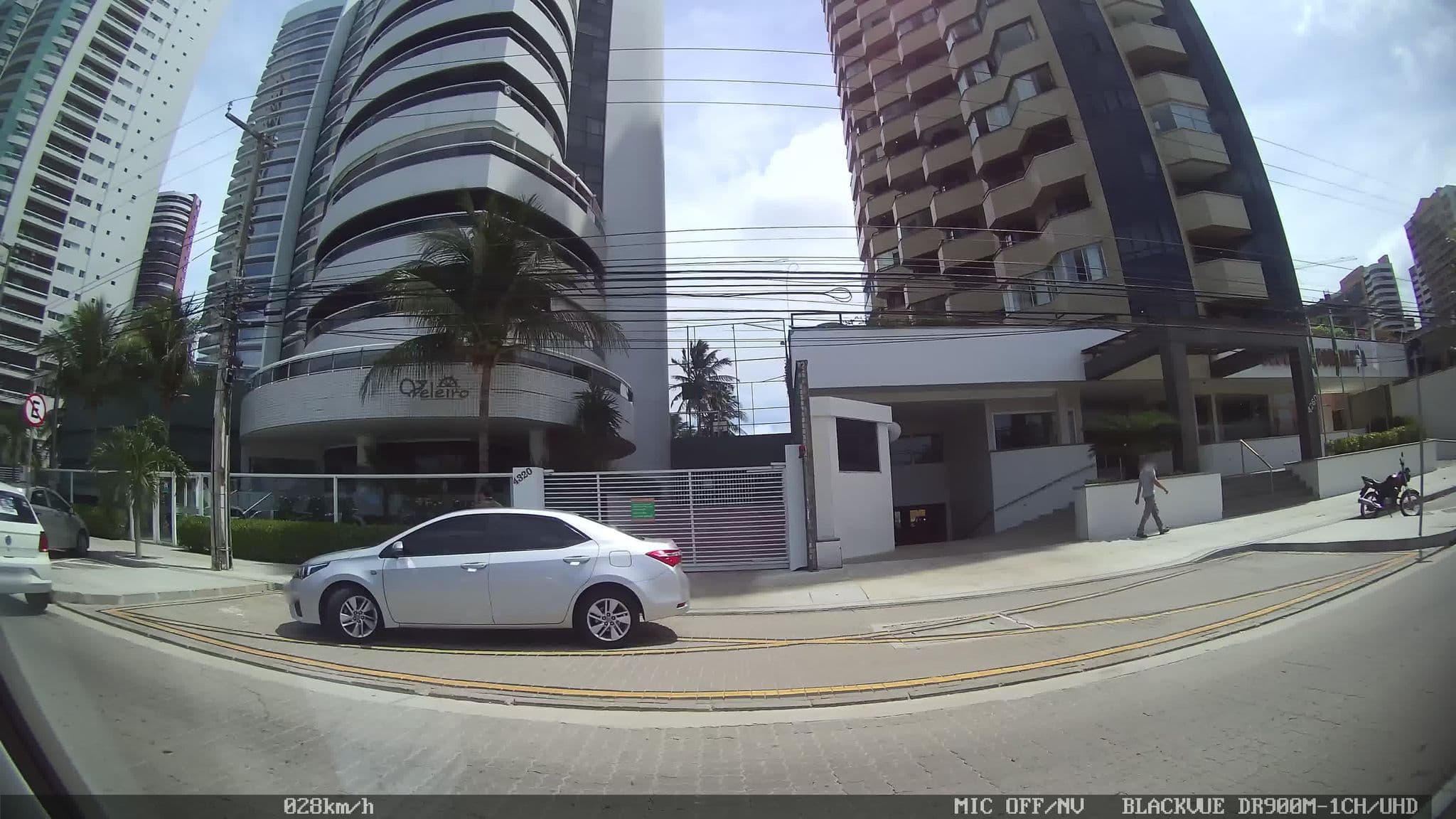 Street view near Intercity, Fortaleza — © kaart_1 (CC BY-SA · Mapillary)
